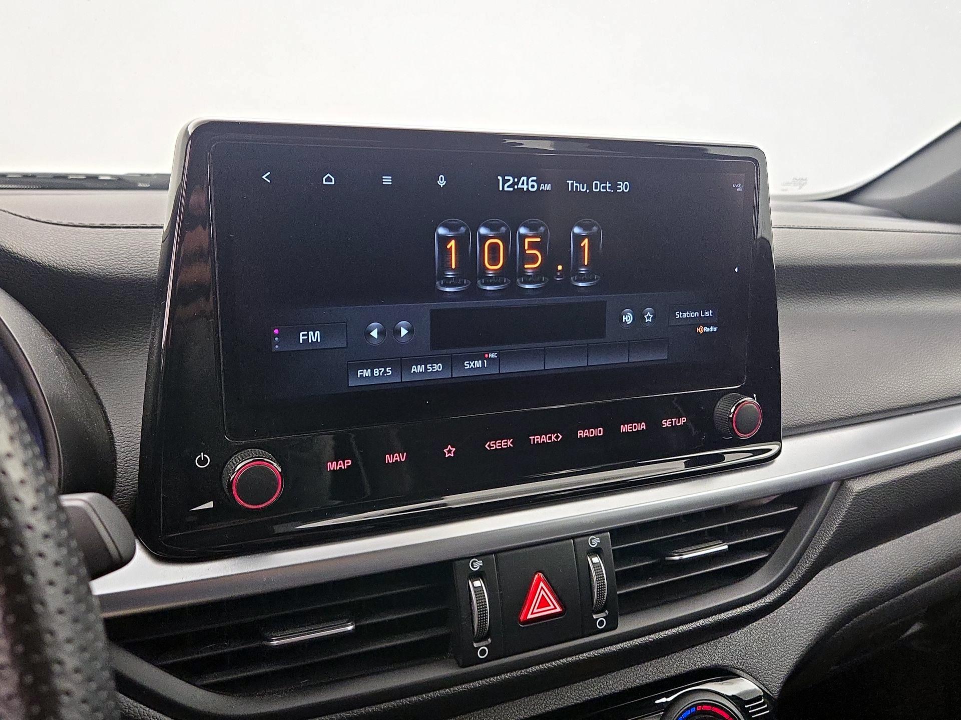 Thumbnail: 2022 Kia Forte - 16