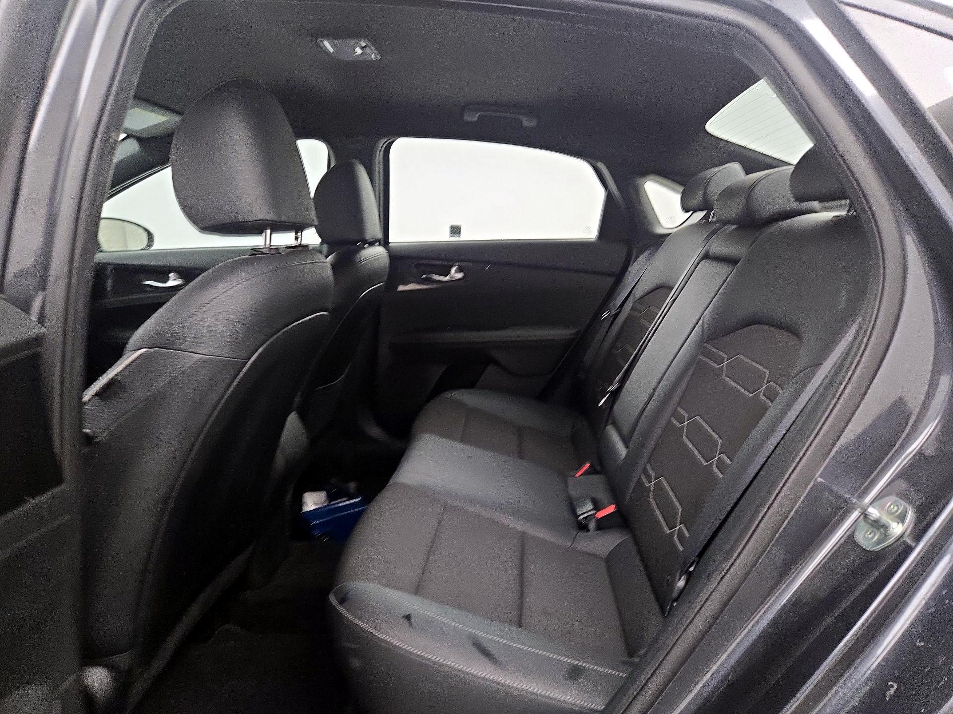 Thumbnail: 2022 Kia Forte - 20