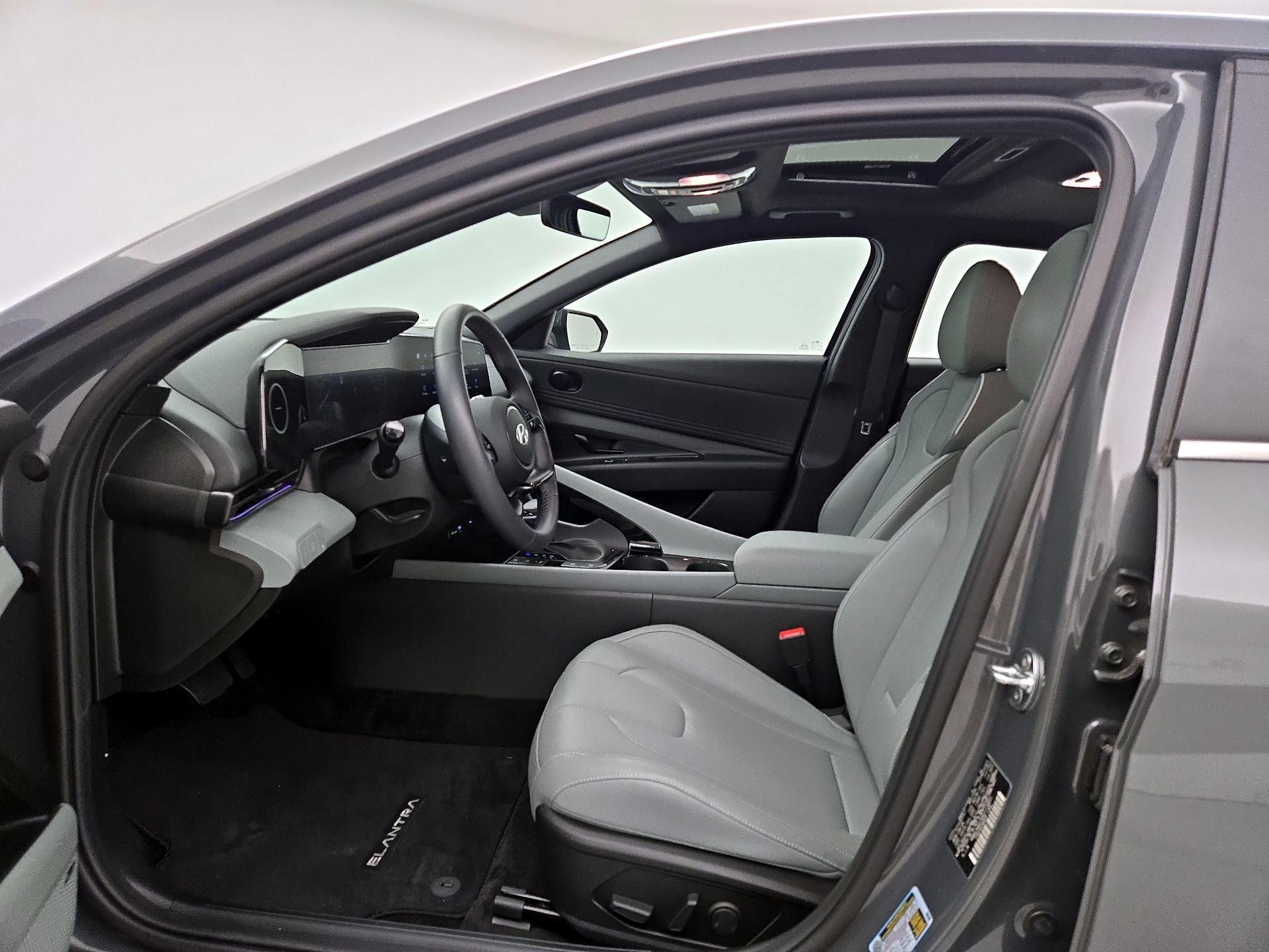 Thumbnail: 2024 Hyundai Elantra - 11