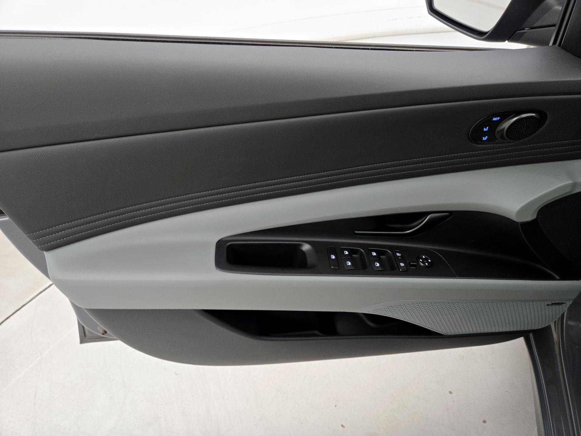 Thumbnail: 2024 Hyundai Elantra - 12