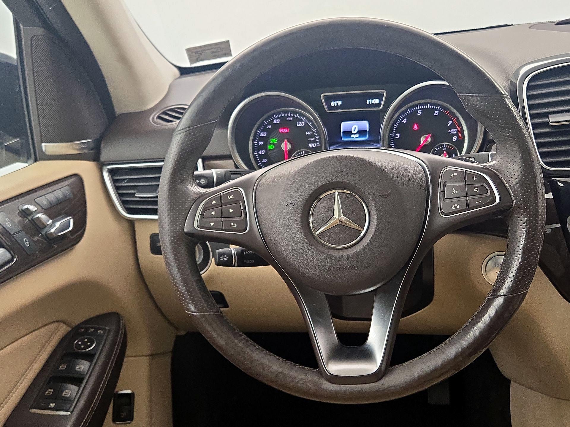 Thumbnail: 2017 Mercedes-Benz GLE - 10