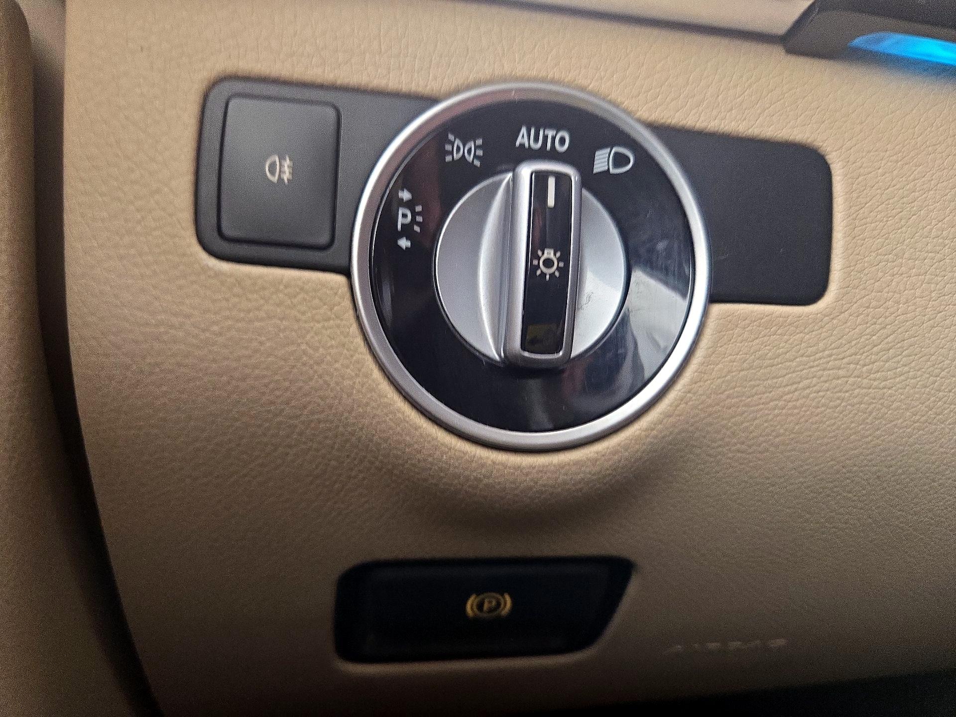 Thumbnail: 2017 Mercedes-Benz GLE - 13