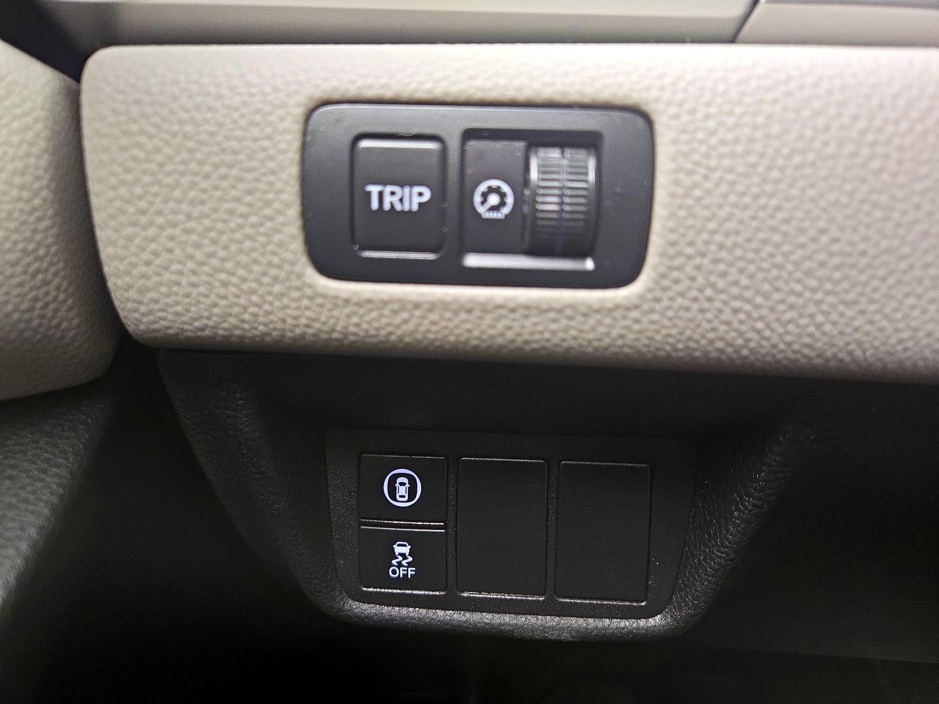 Thumbnail: 2019 Honda Accord - 13