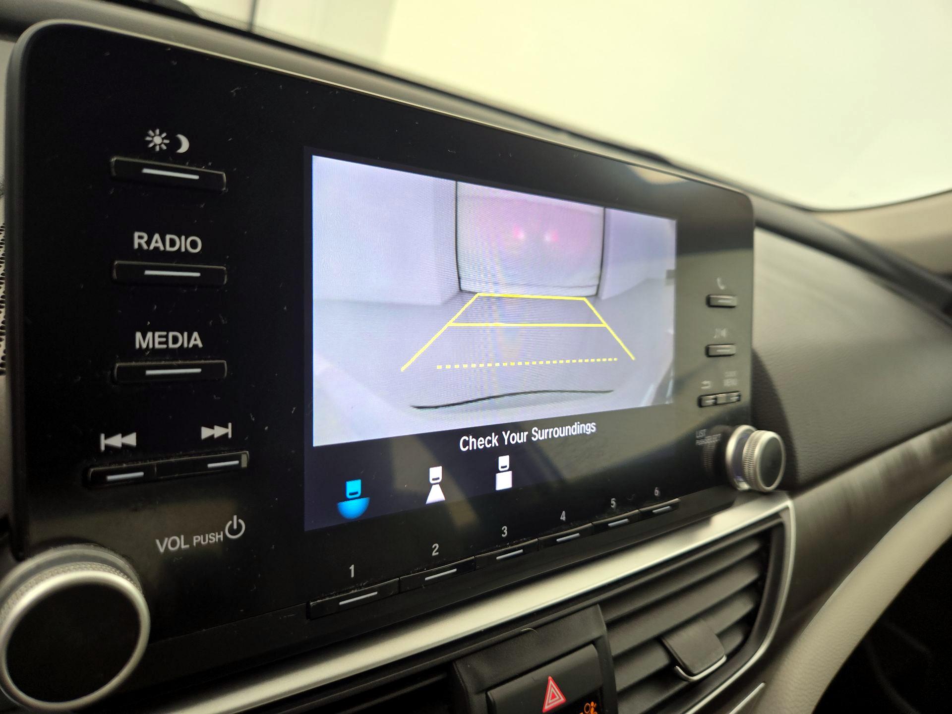 Thumbnail: 2019 Honda Accord - 14