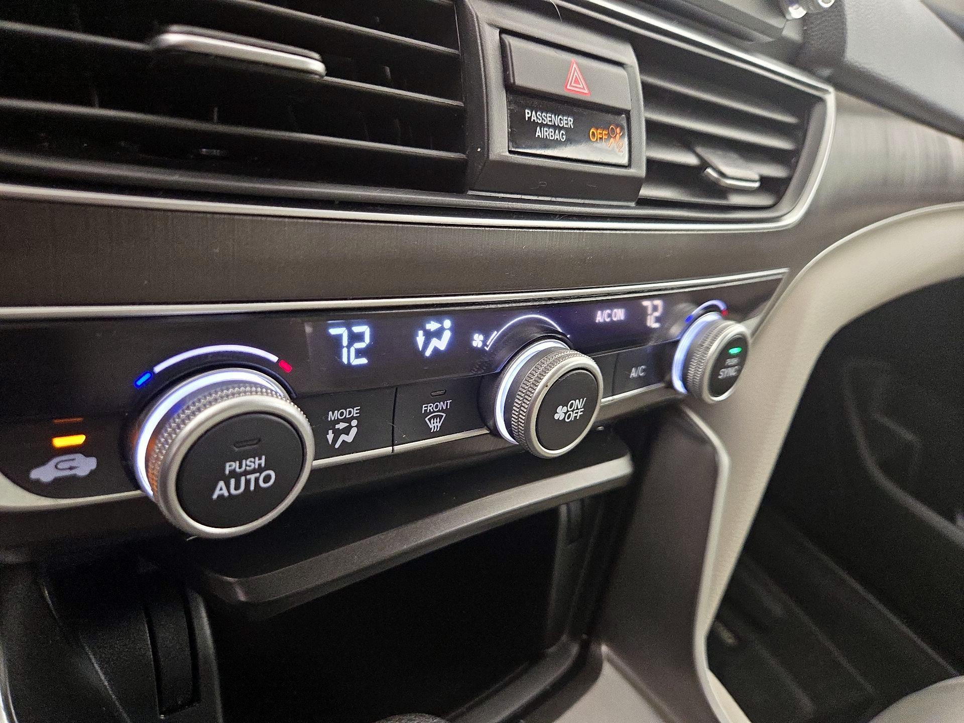 Thumbnail: 2019 Honda Accord - 16