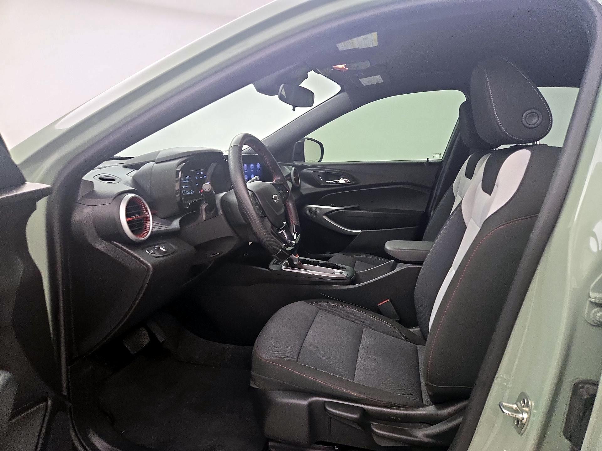 Thumbnail: 2024 Chevrolet Trax - 12