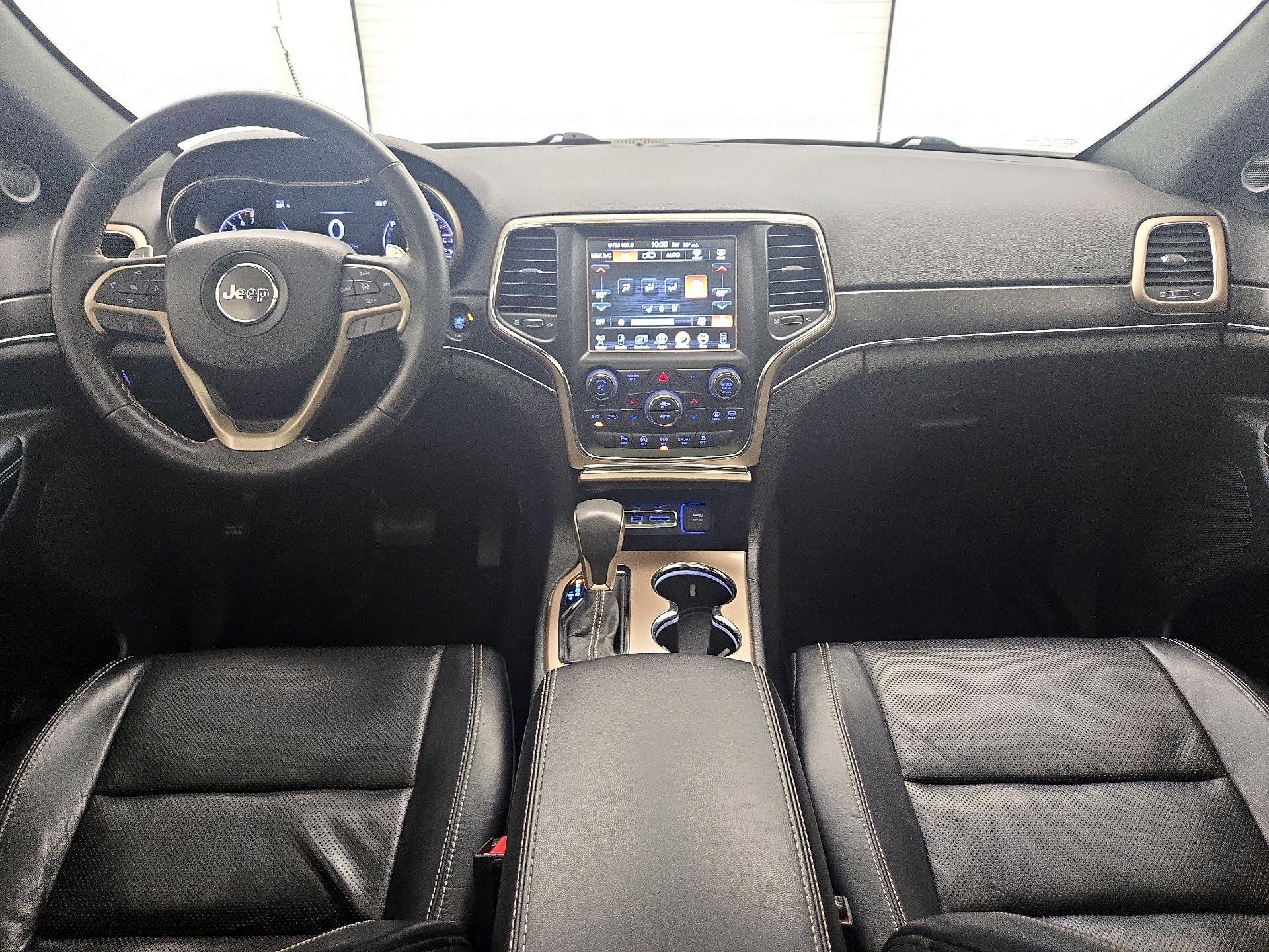 Thumbnail: 2017 Jeep Grand Cherokee - 9