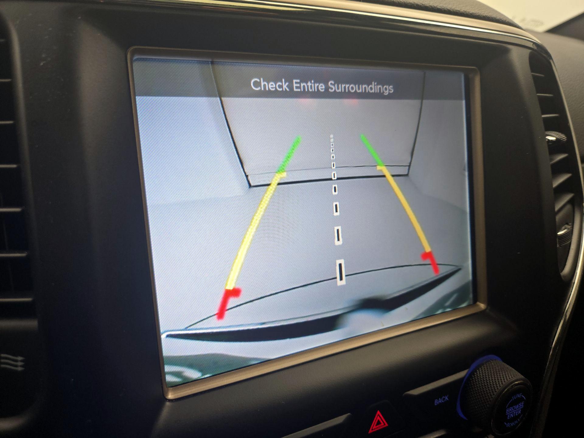 Thumbnail: 2017 Jeep Grand Cherokee - 15