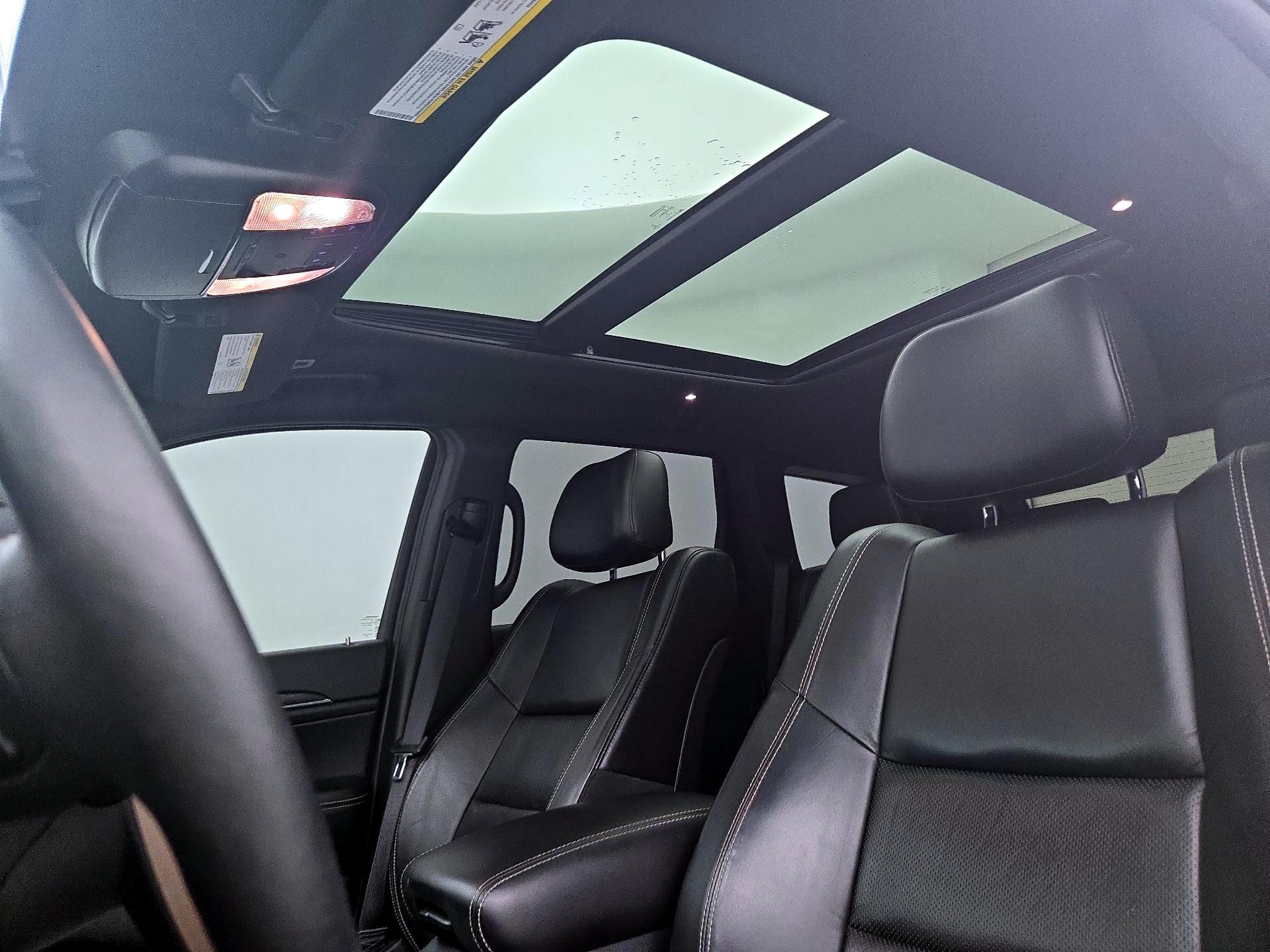 Thumbnail: 2017 Jeep Grand Cherokee - 20