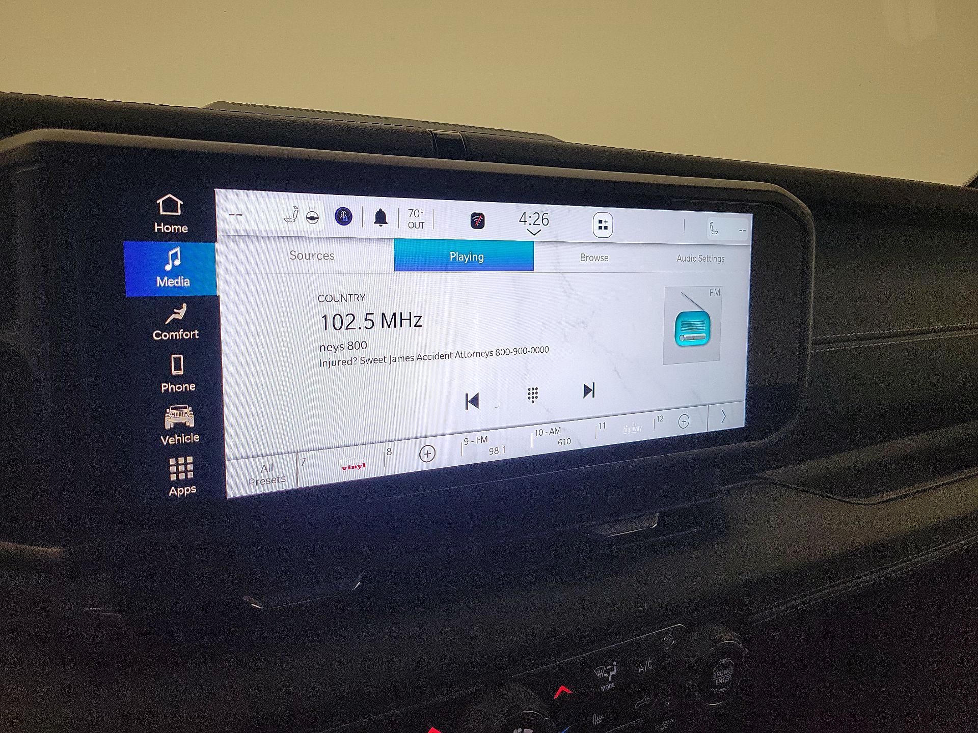 Thumbnail: 2024 Jeep Wrangler - 15