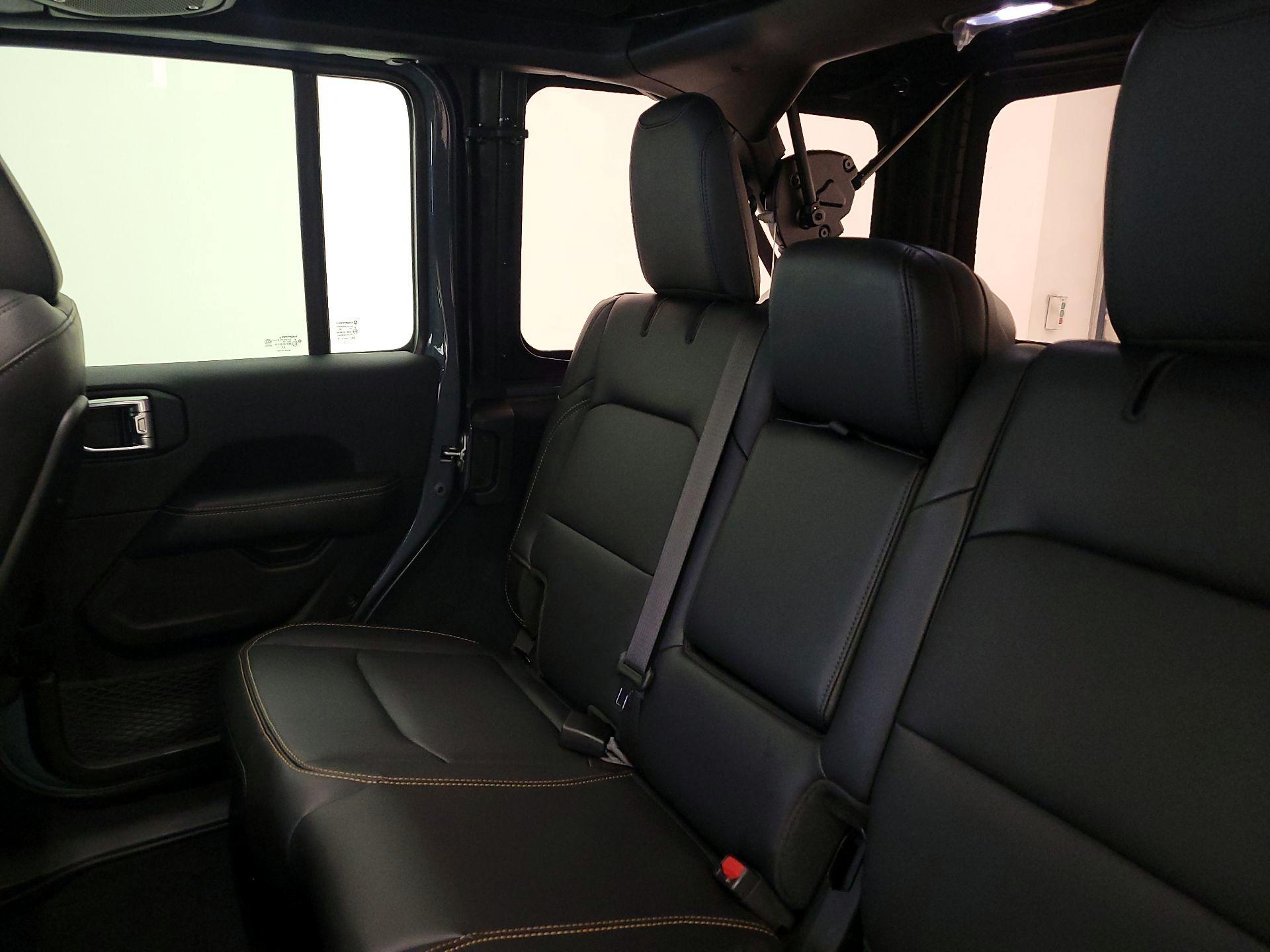 Thumbnail: 2024 Jeep Wrangler - 18