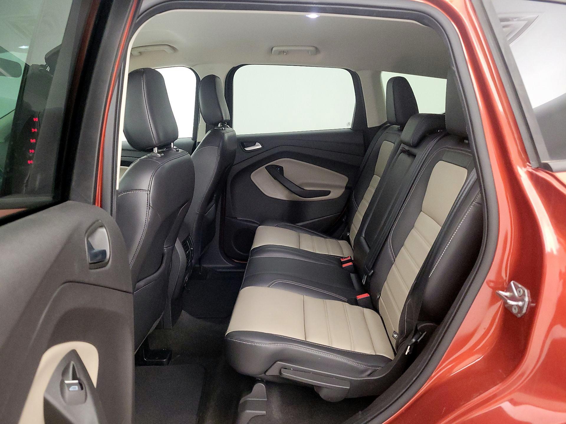 Thumbnail: 2019 Ford Escape - 19