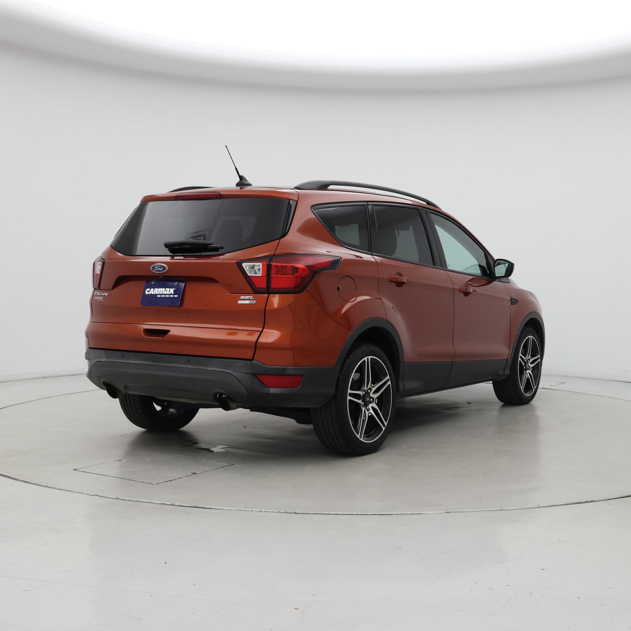 Thumbnail: 2019 Ford Escape - 8