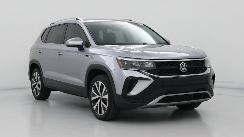 2022 Volkswagen Taos SE Hero Image