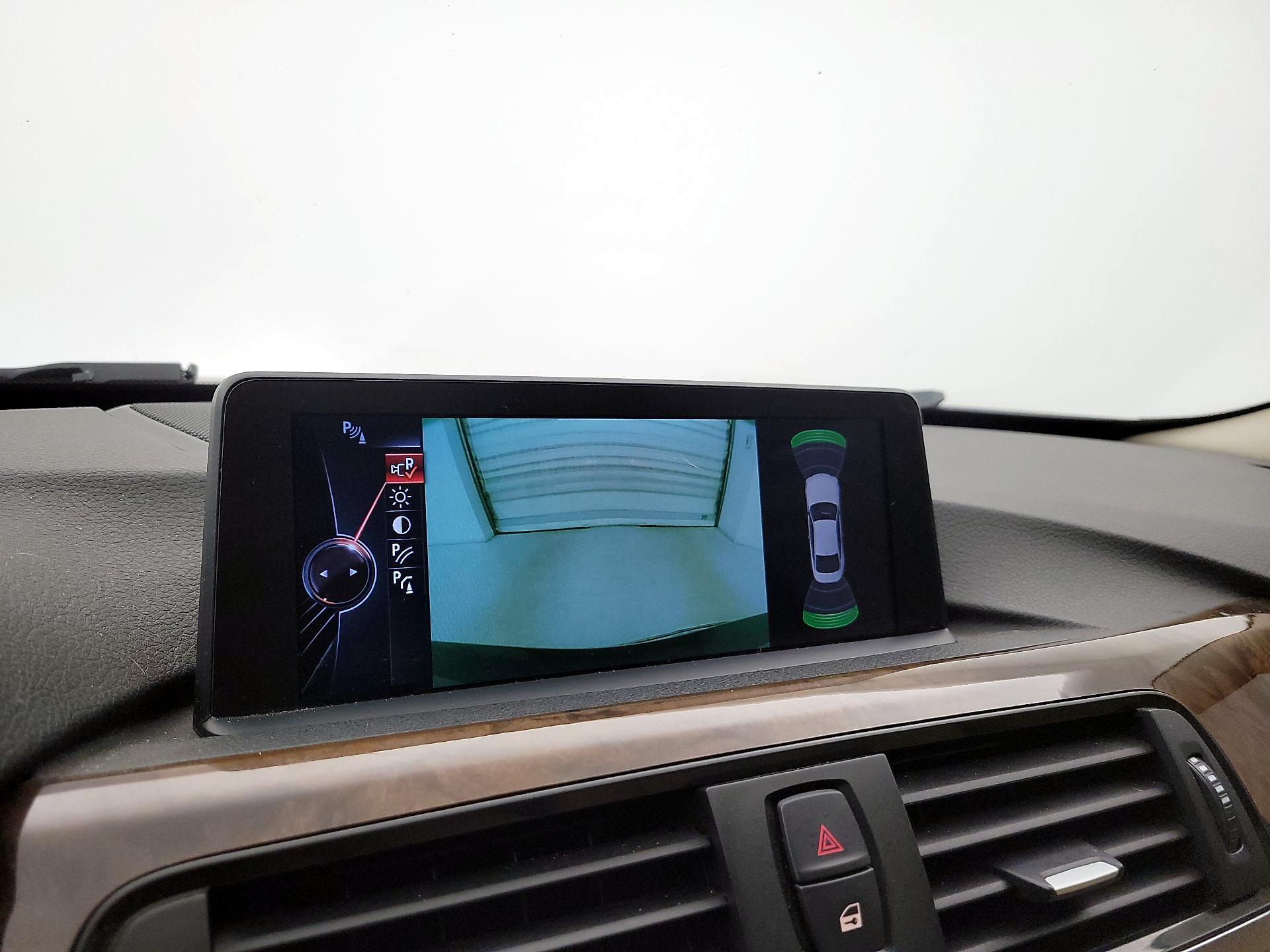 Thumbnail: 2015 BMW 4 Series - 15