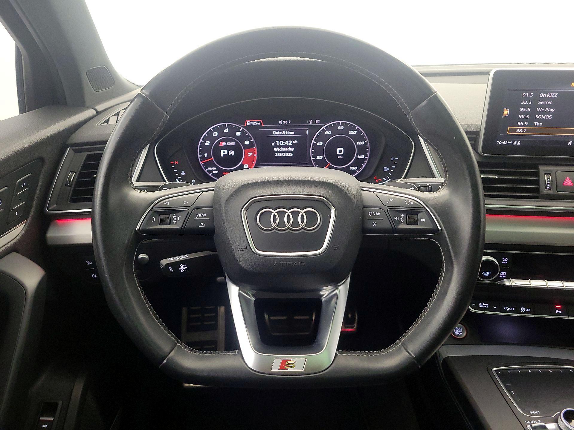 Thumbnail: 2018 Audi SQ5 - 10