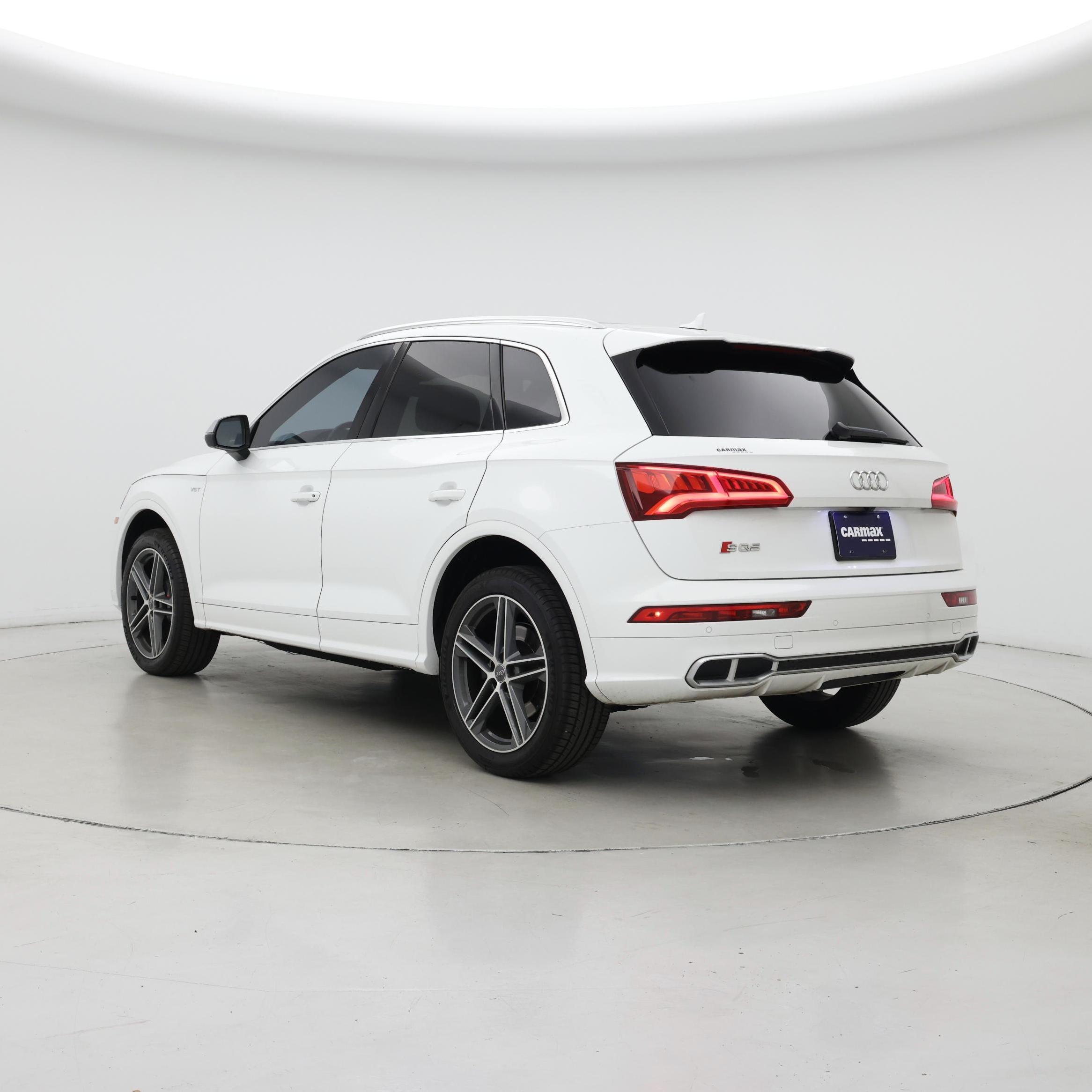 Thumbnail: 2018 Audi SQ5 - 2