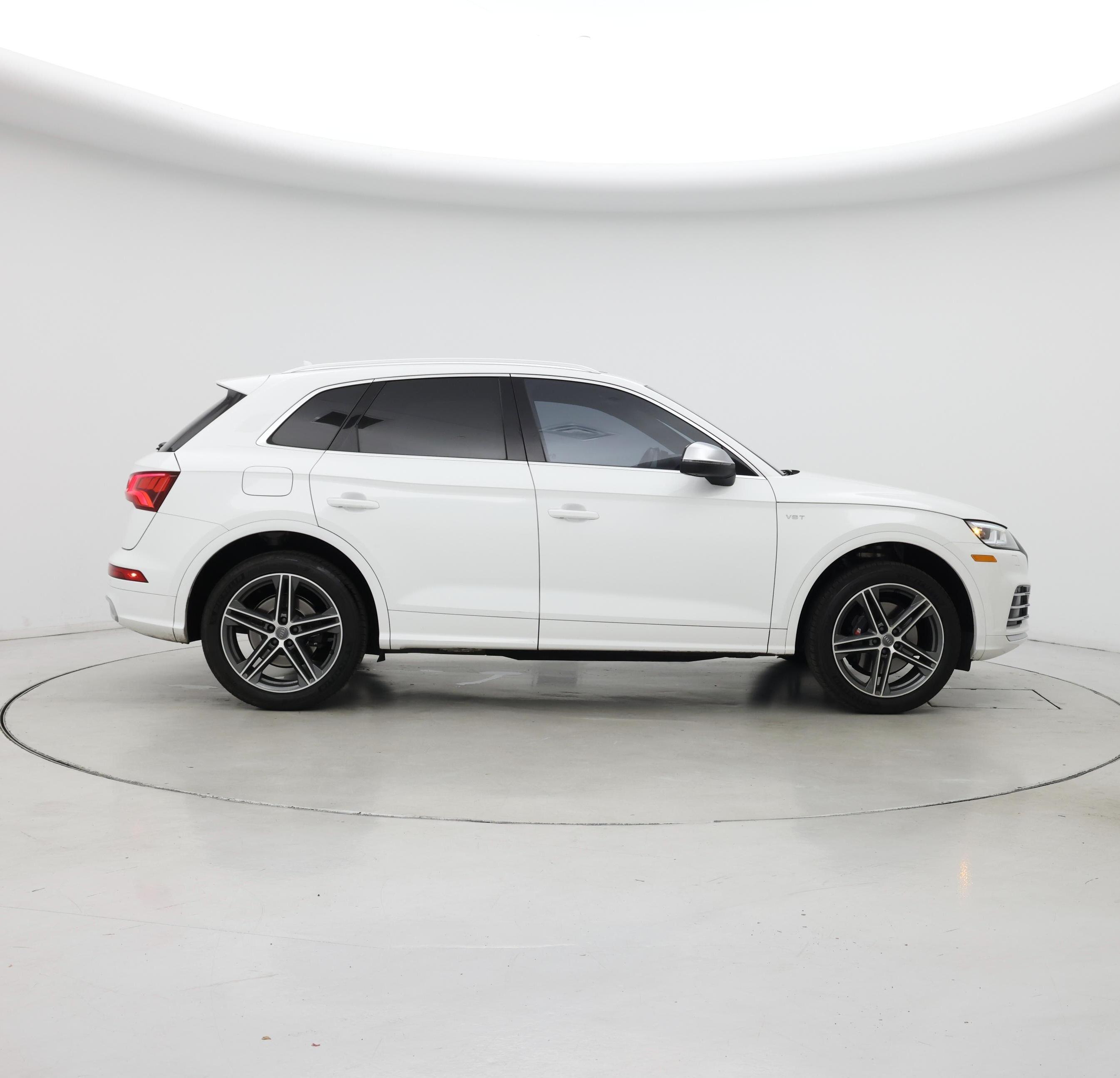 Thumbnail: 2018 Audi SQ5 - 7