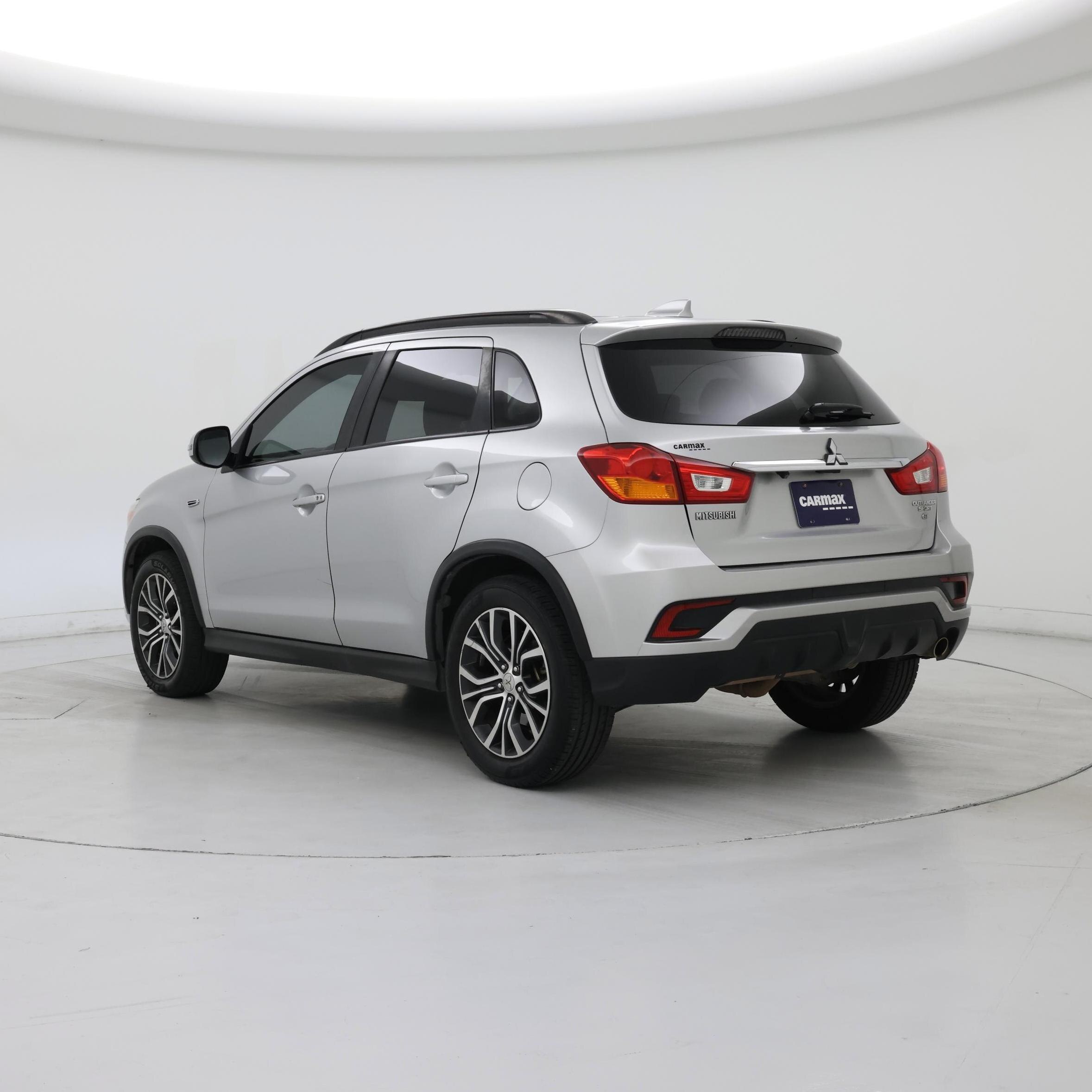 Thumbnail: 2019 Mitsubishi Outlander Sport - 2