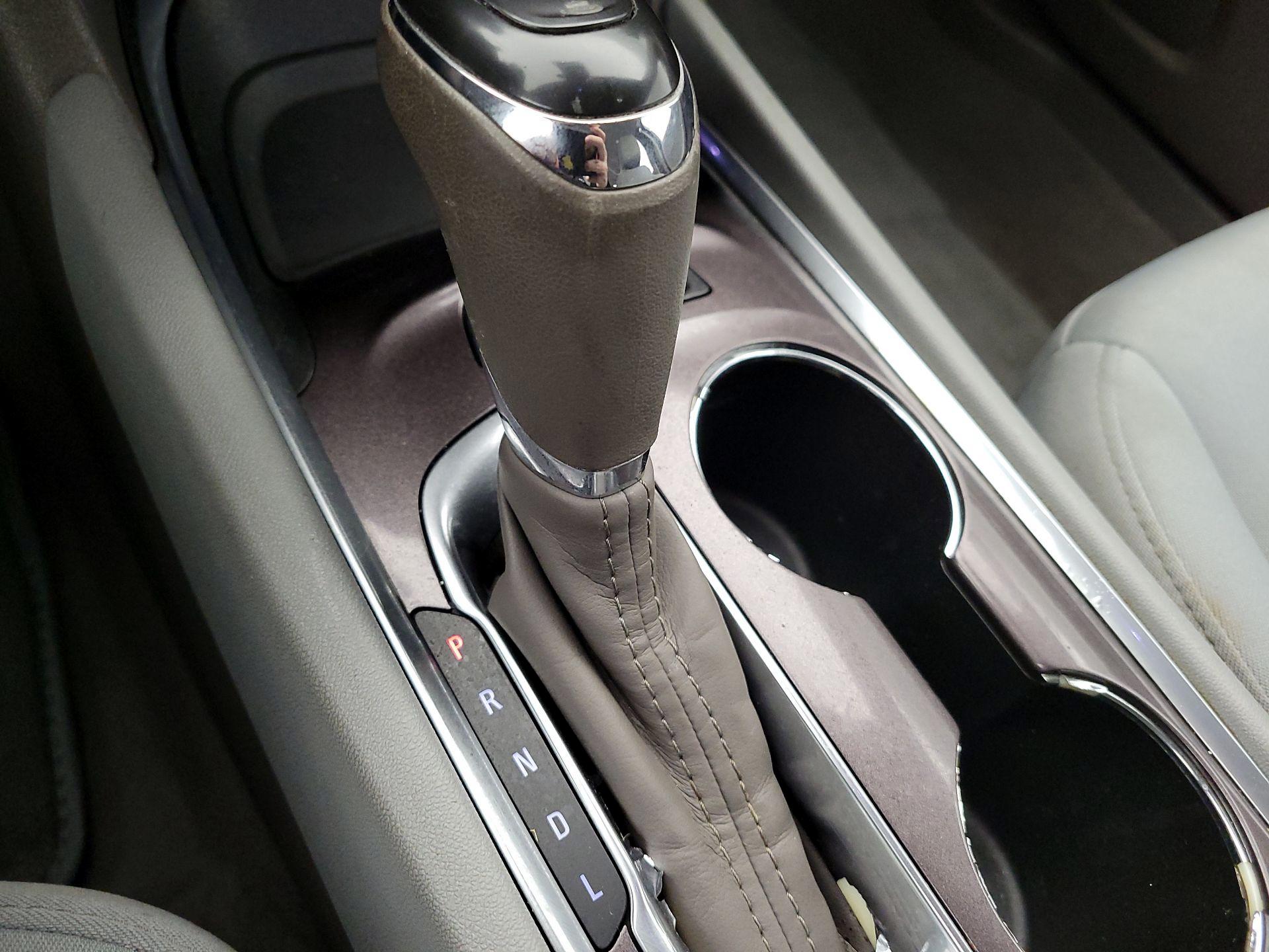 Thumbnail: 2020 Chevrolet Malibu - 17