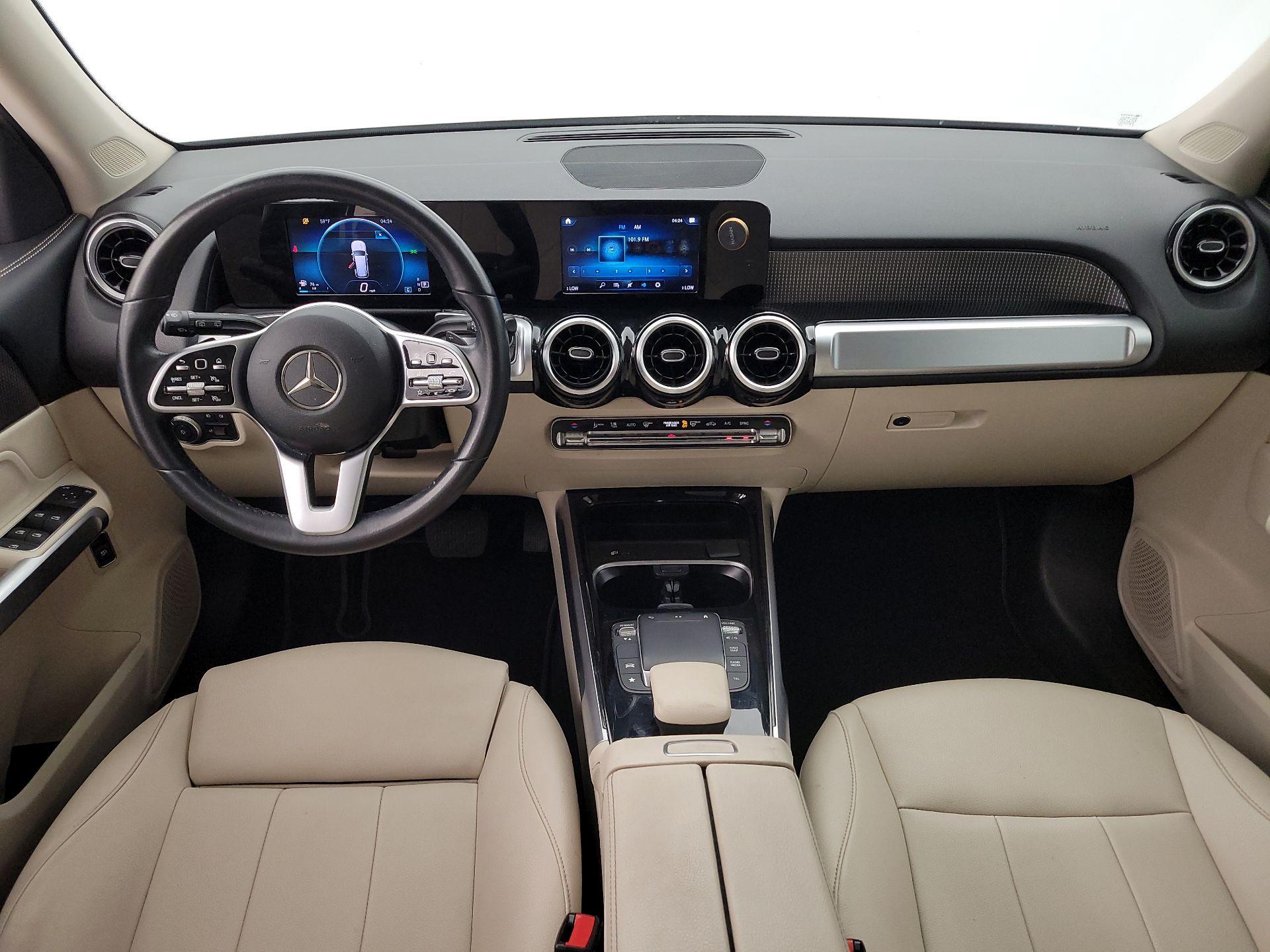 Thumbnail: 2022 Mercedes-Benz GLB - 9