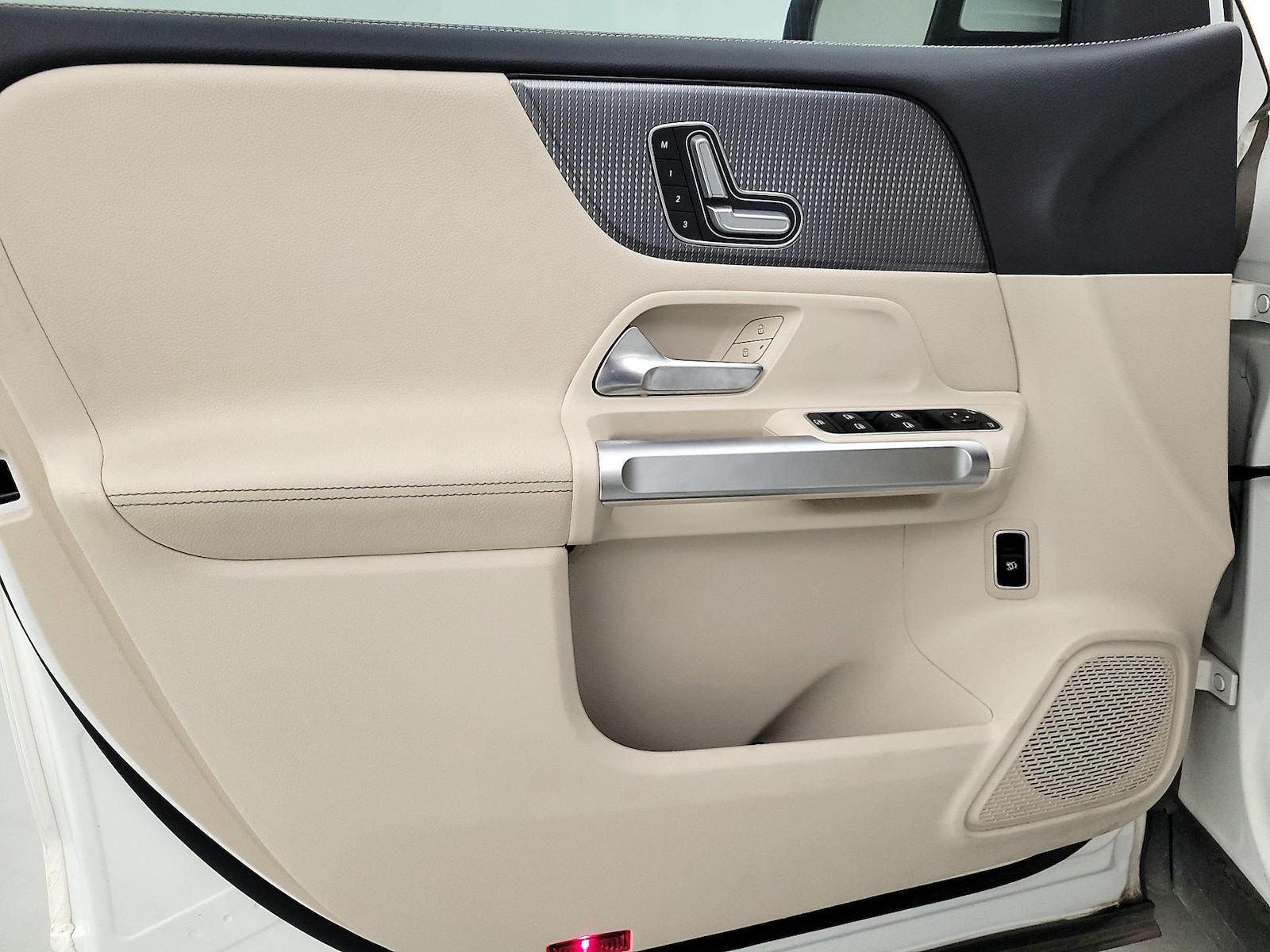 2022 Mercedes-Benz GLB Base - Photo 13