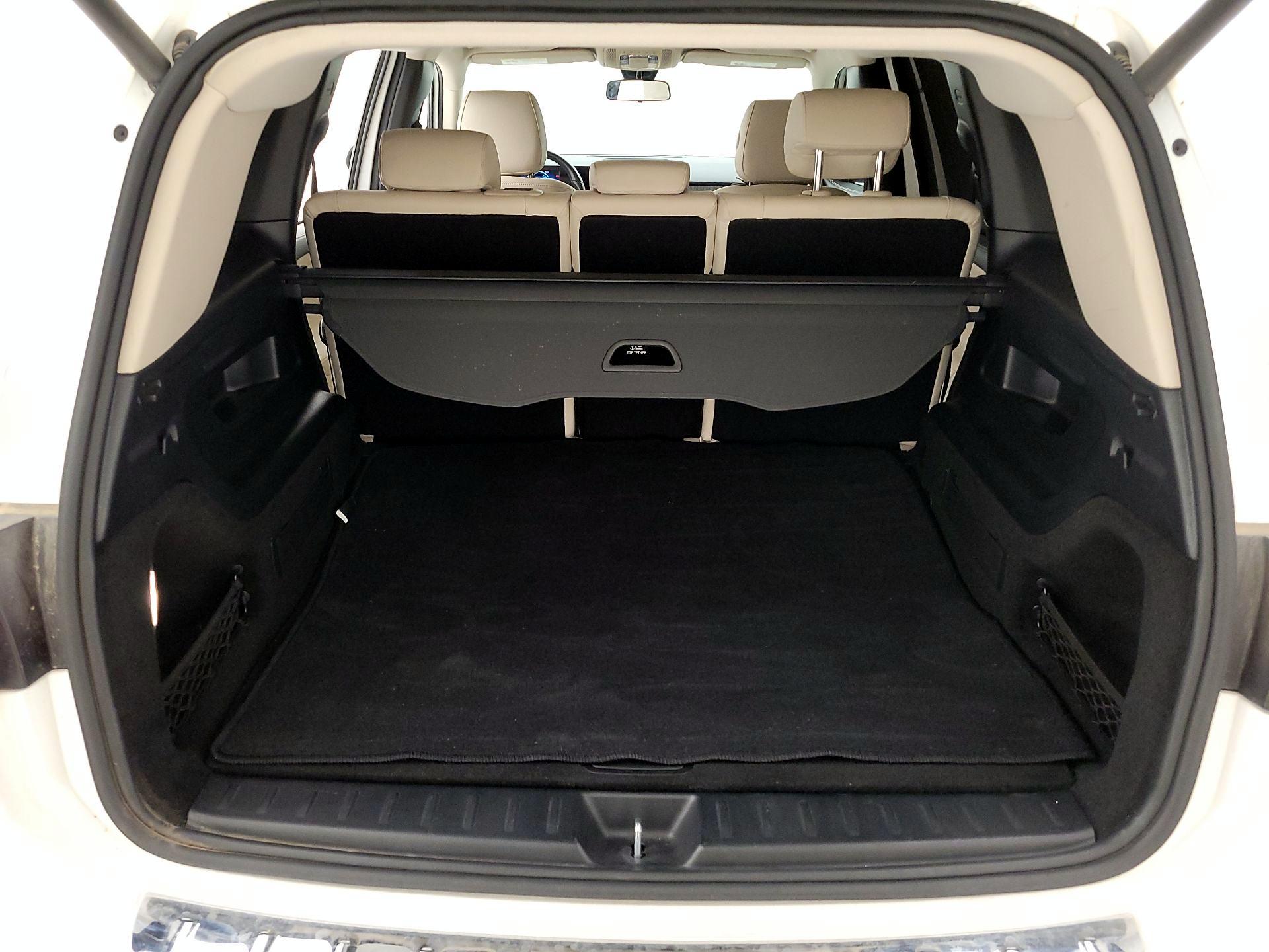 Thumbnail: 2022 Mercedes-Benz GLB - 20