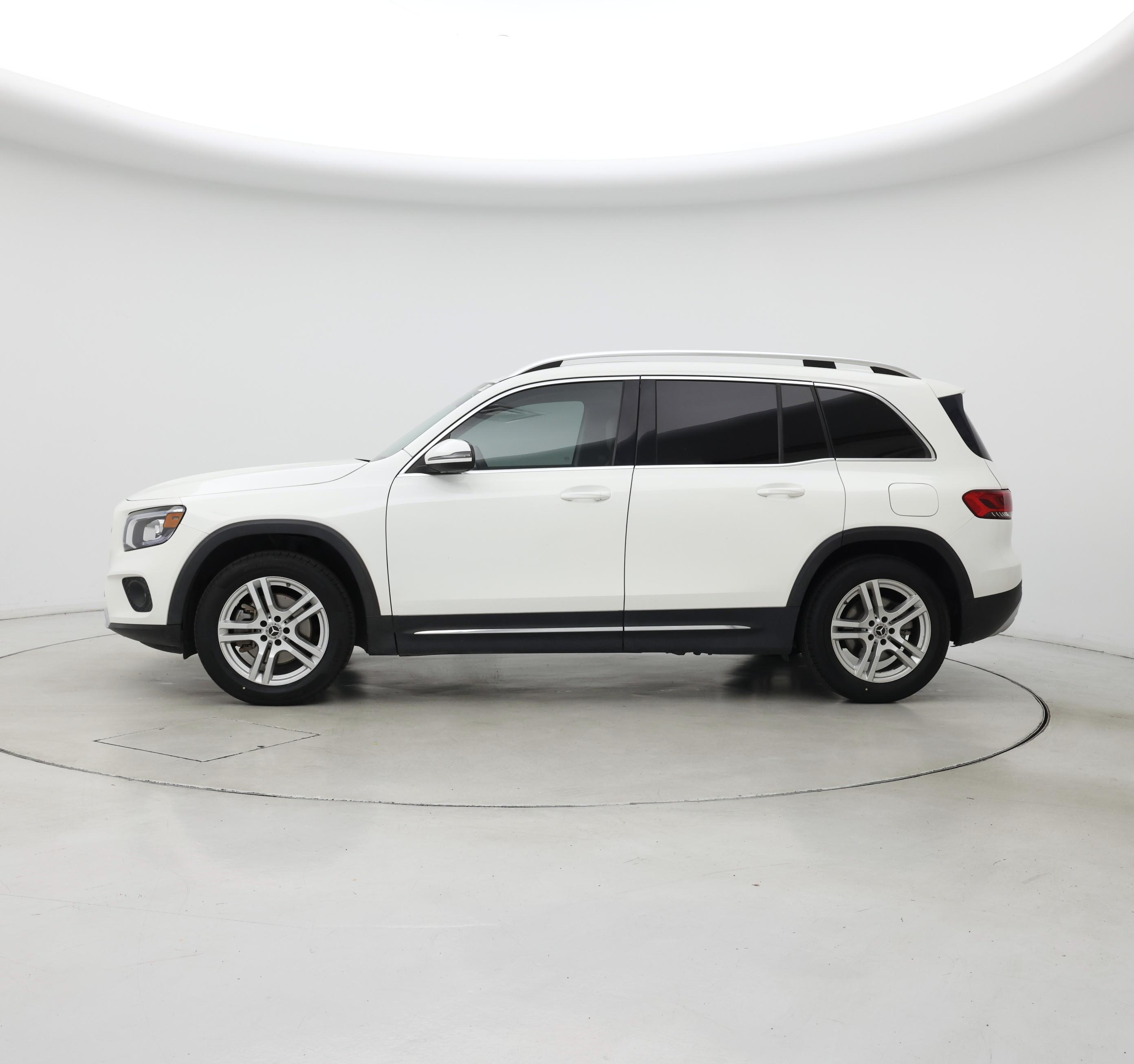 Thumbnail: 2022 Mercedes-Benz GLB - 3