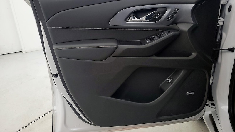 2021 Chevrolet Traverse Premier 12