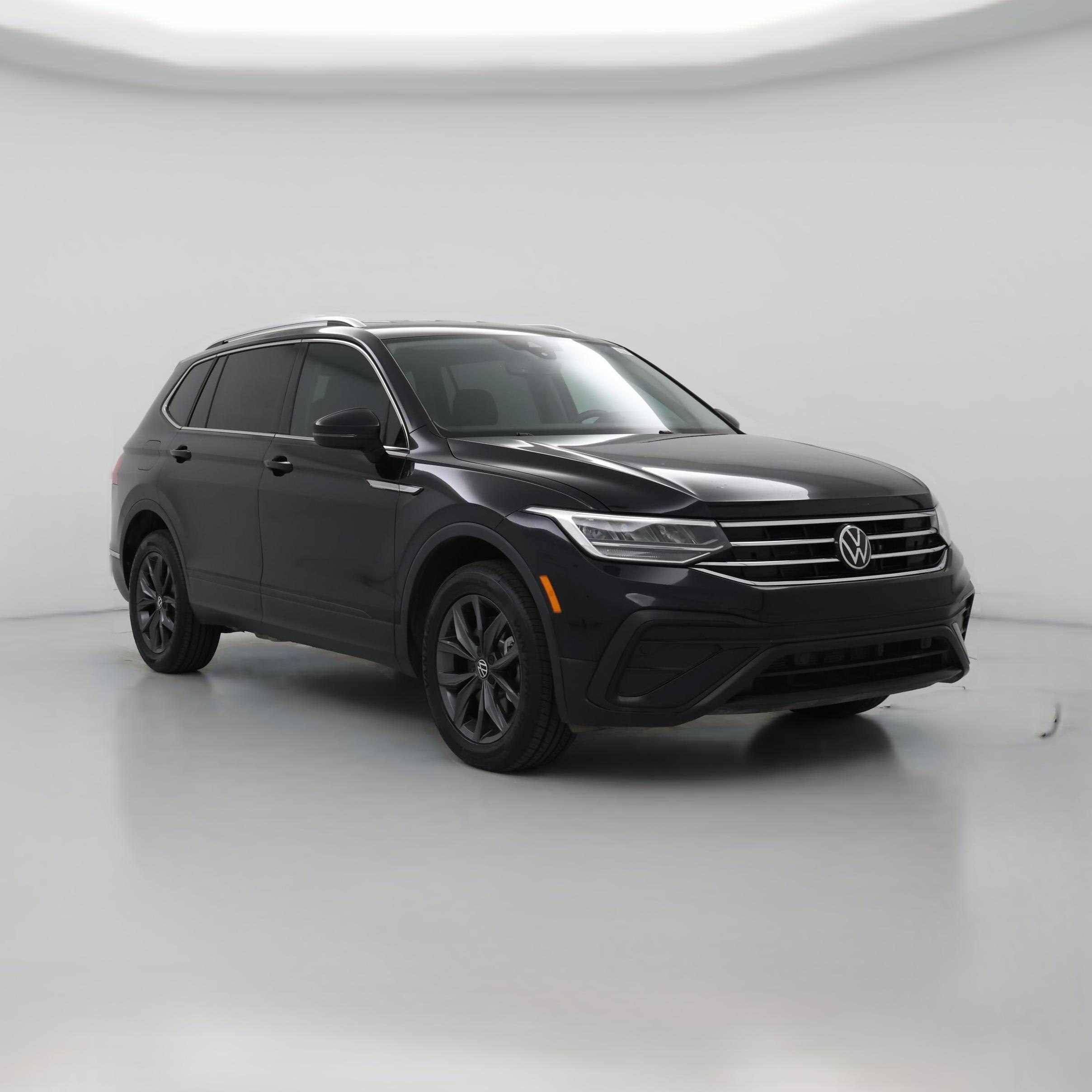 Thumbnail: 2022 Volkswagen Tiguan - 1
