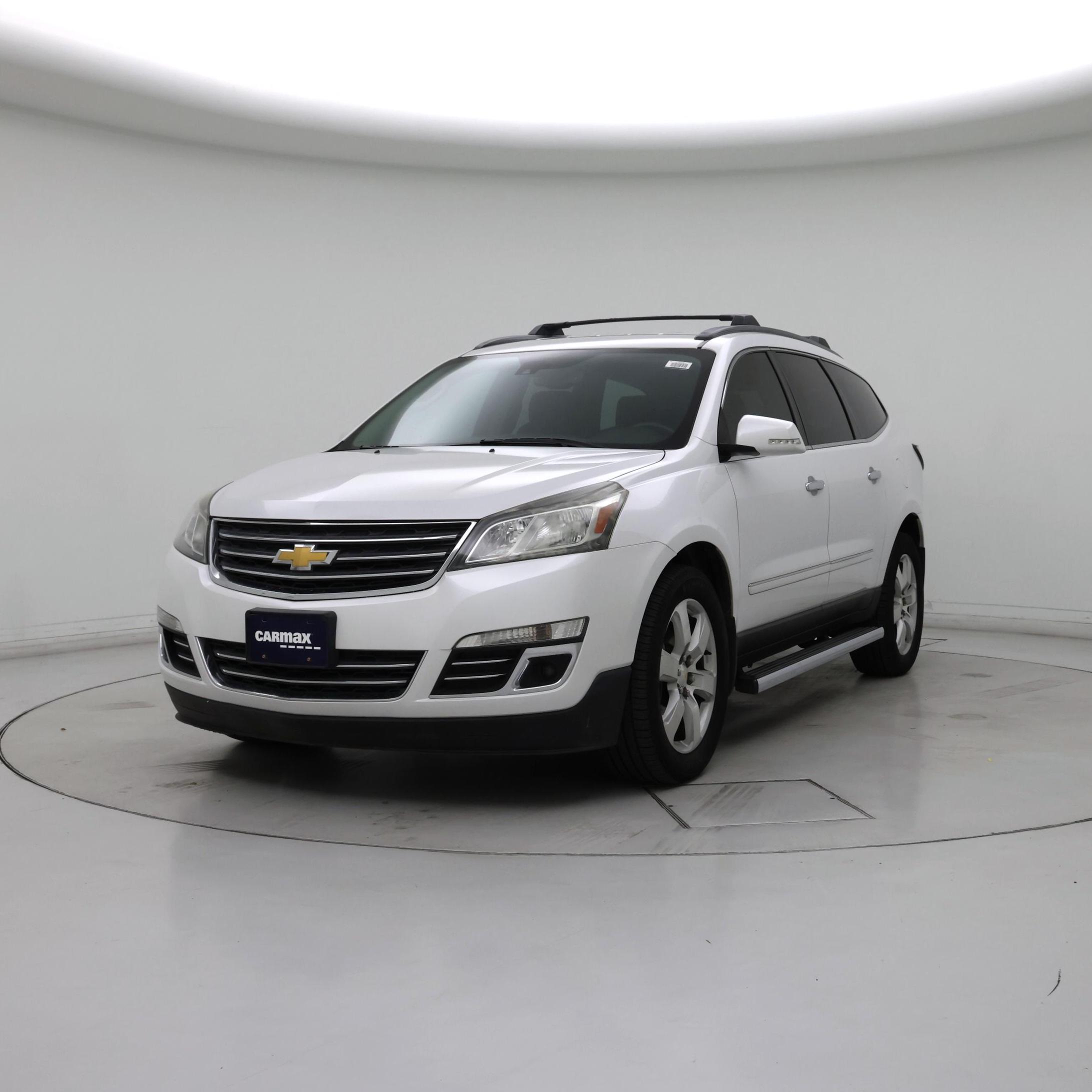 Thumbnail: 2017 Chevrolet Traverse - 4