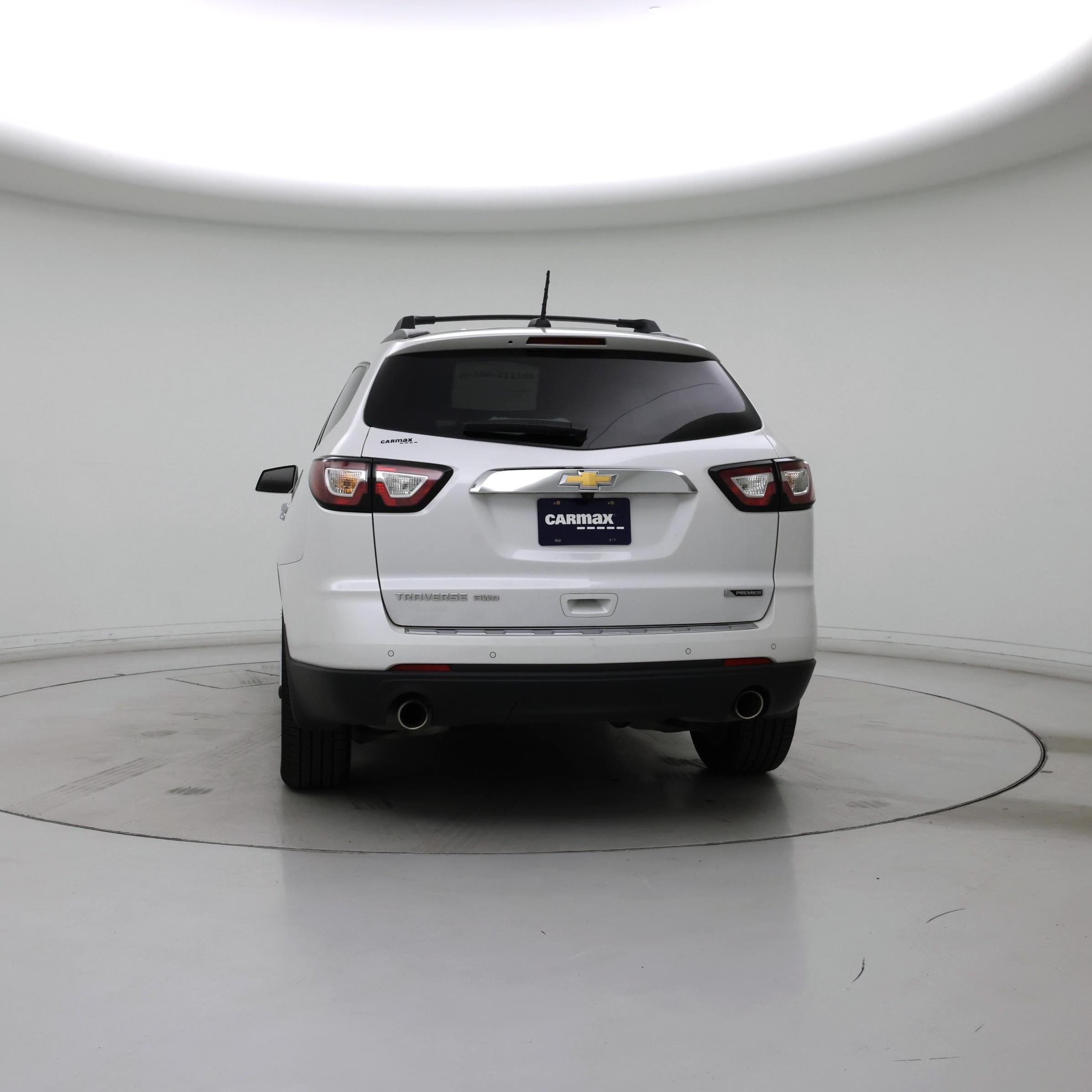 Thumbnail: 2017 Chevrolet Traverse - 6