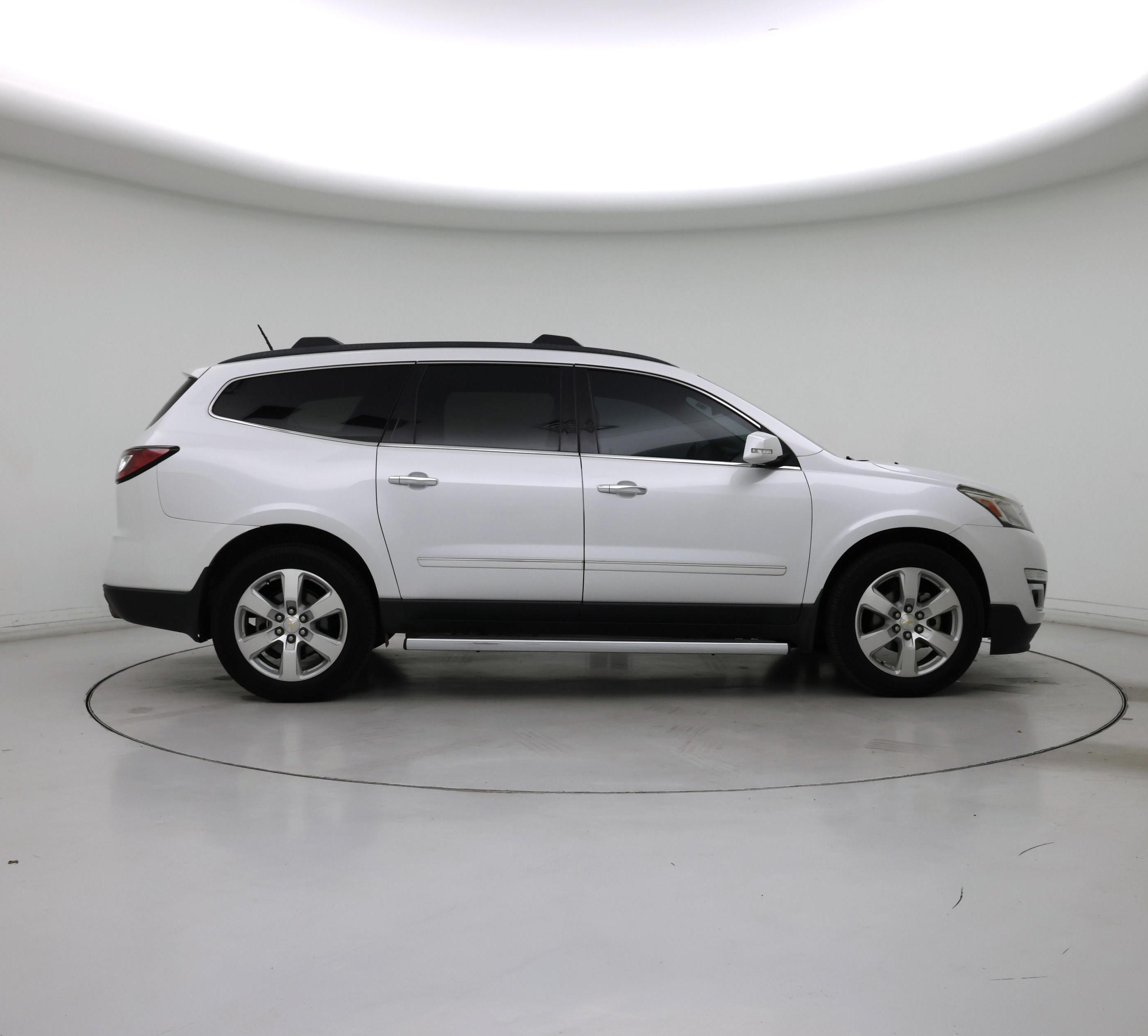 Thumbnail: 2017 Chevrolet Traverse - 7