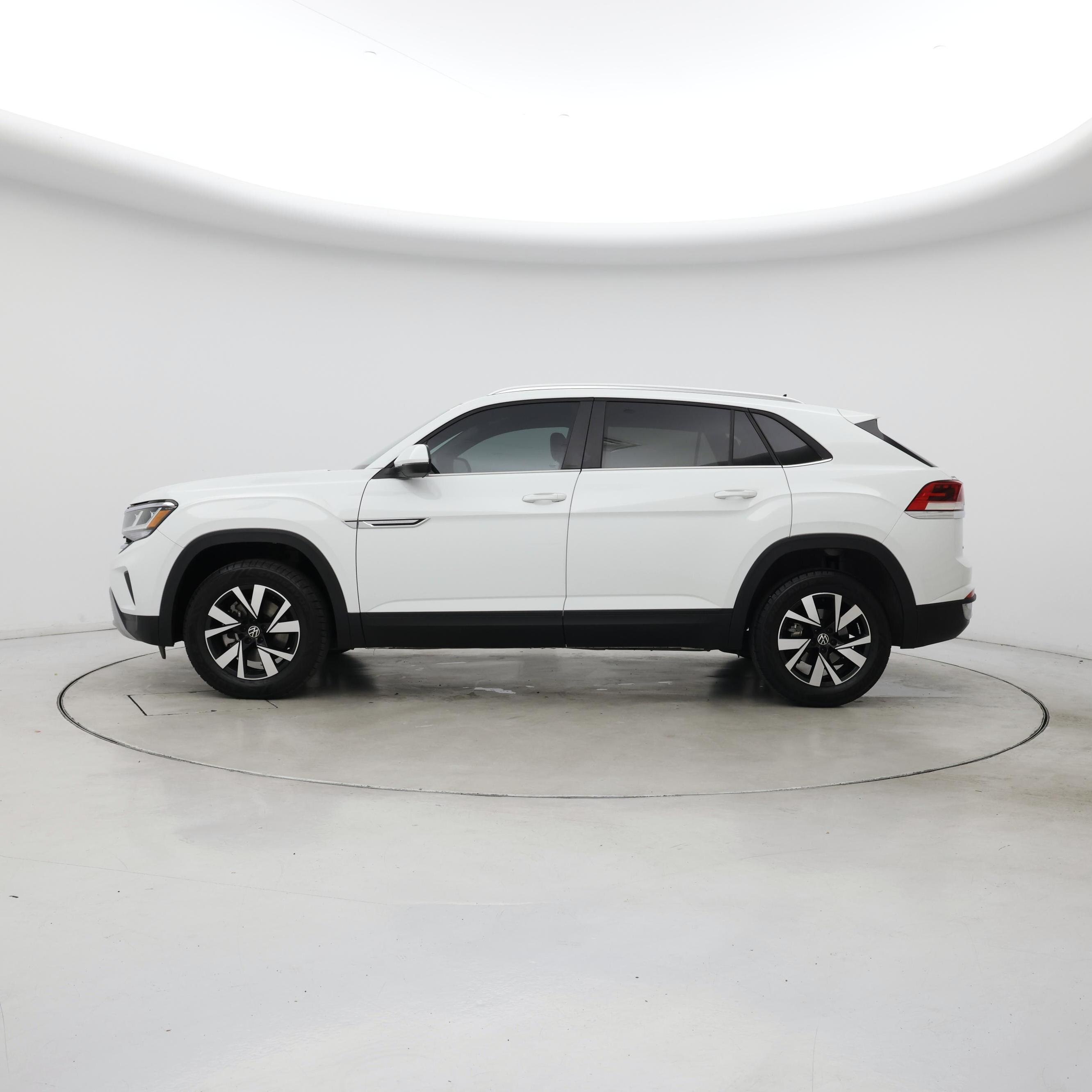 Thumbnail: 2023 Volkswagen Atlas - 3