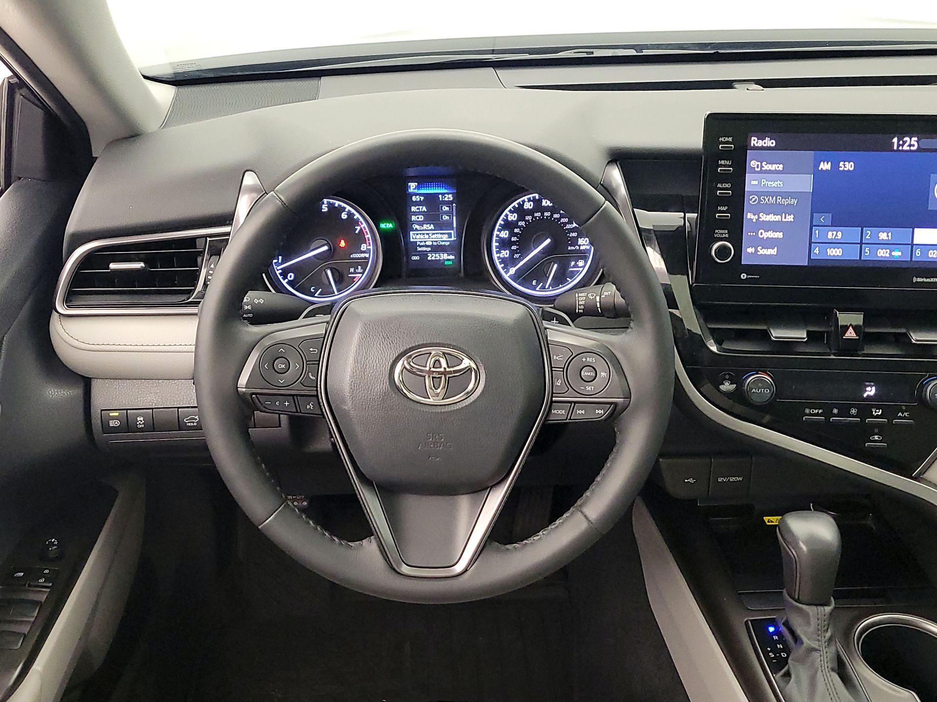 Thumbnail: 2023 Toyota Camry - 10