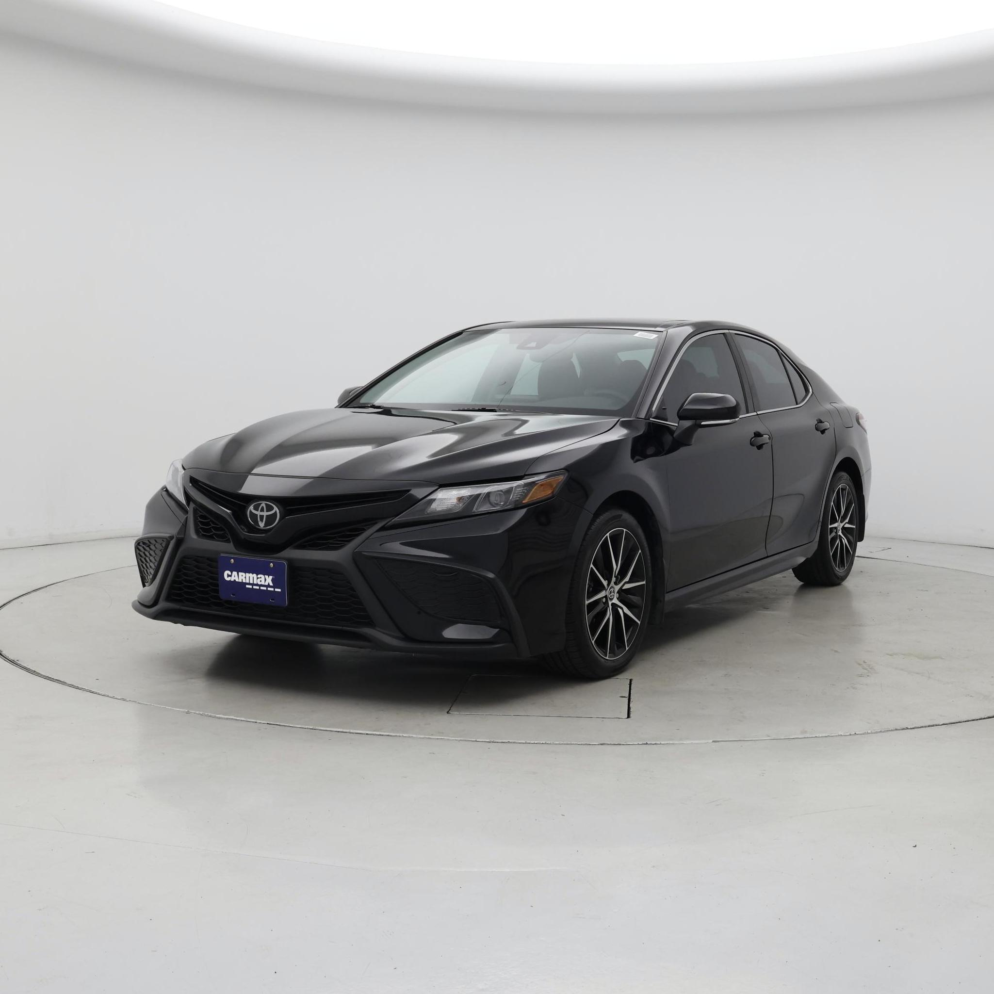 Thumbnail: 2023 Toyota Camry - 4