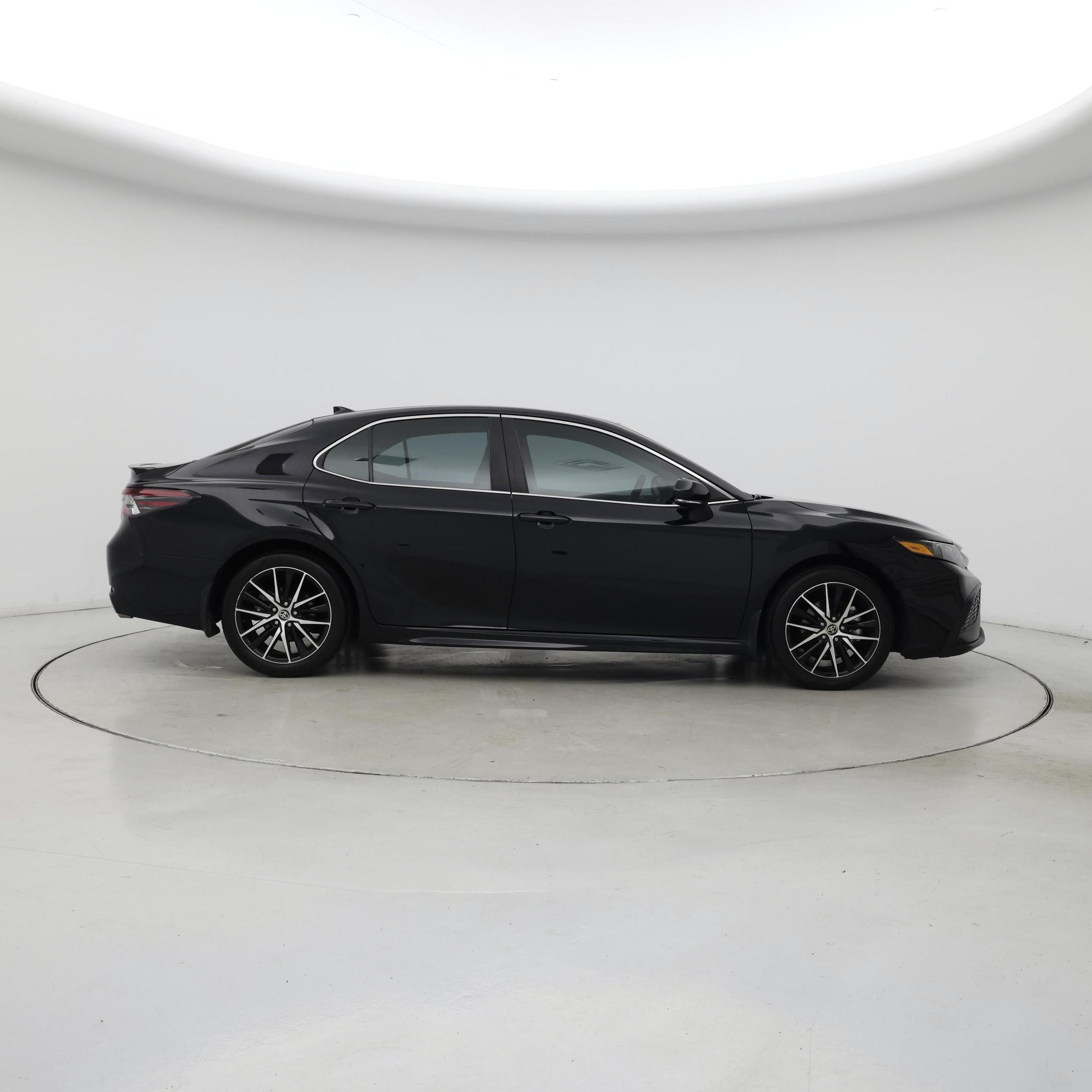 Thumbnail: 2023 Toyota Camry - 7