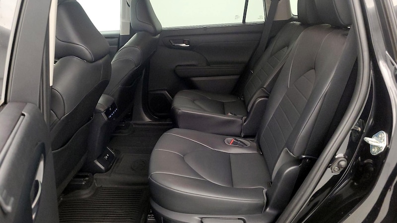 2020 Toyota Highlander XLE 20