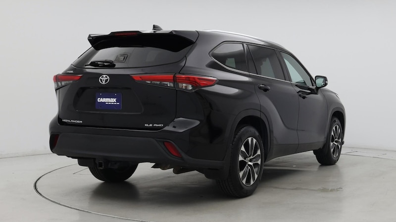 2020 Toyota Highlander XLE 8