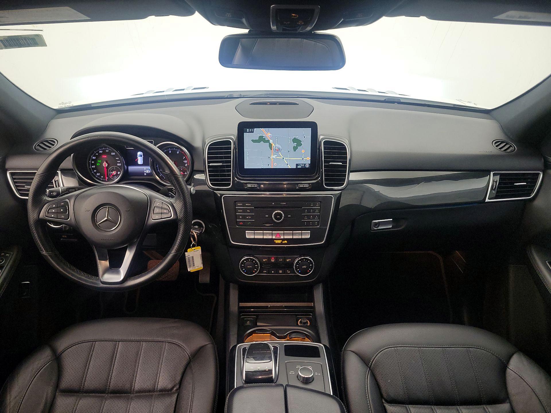 Thumbnail: 2017 Mercedes-Benz GLE - 9
