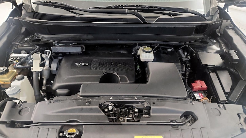 2017 Nissan Pathfinder Platinum 24