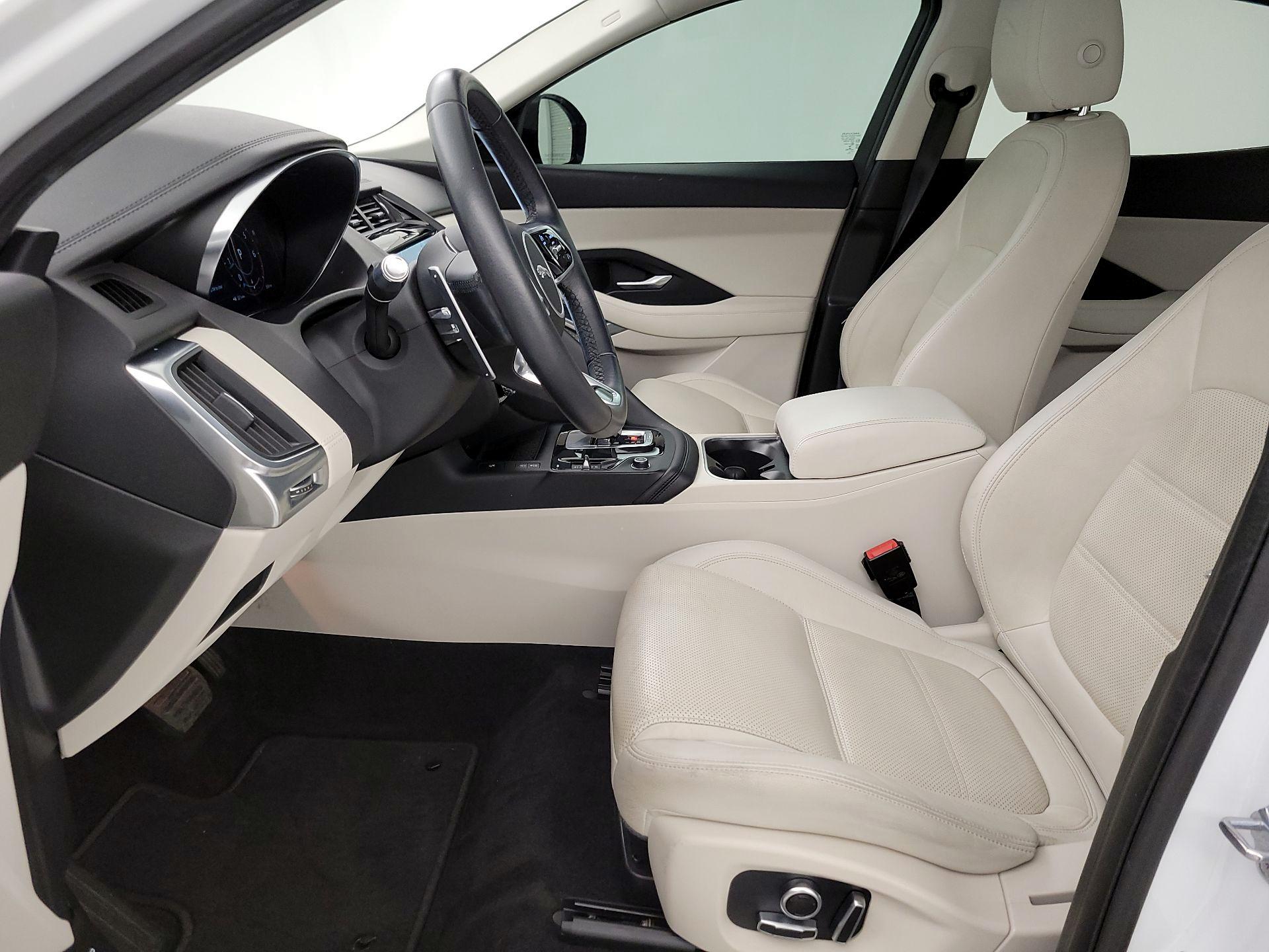 Thumbnail: 2021 Jaguar E-Pace - 11