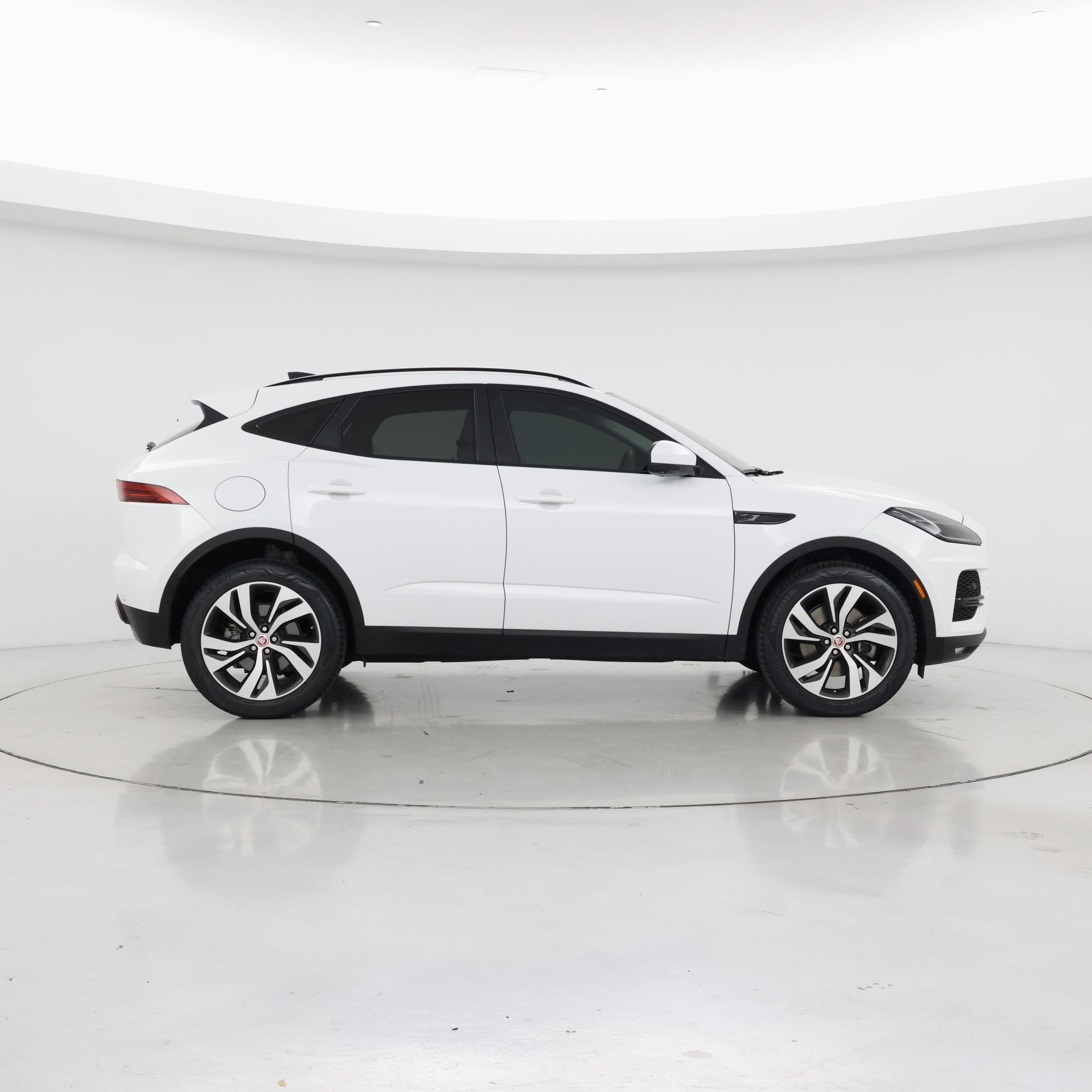 Thumbnail: 2021 Jaguar E-Pace - 7