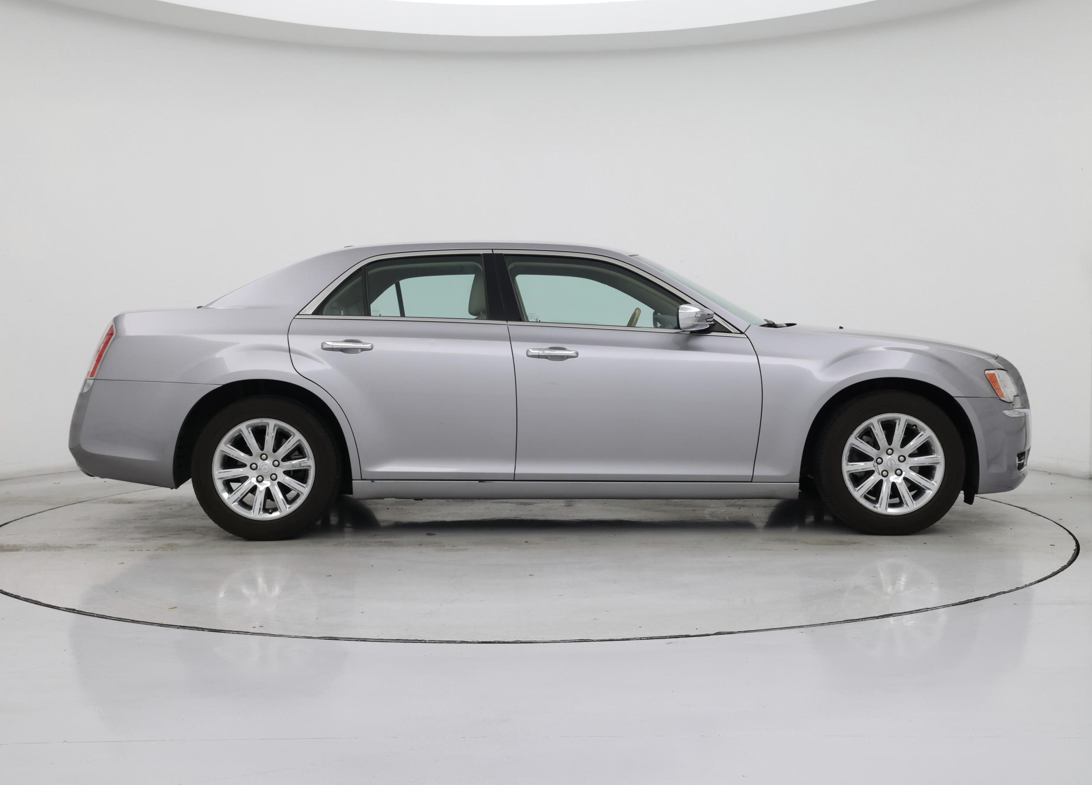Thumbnail: 2014 Chrysler 300 - 7