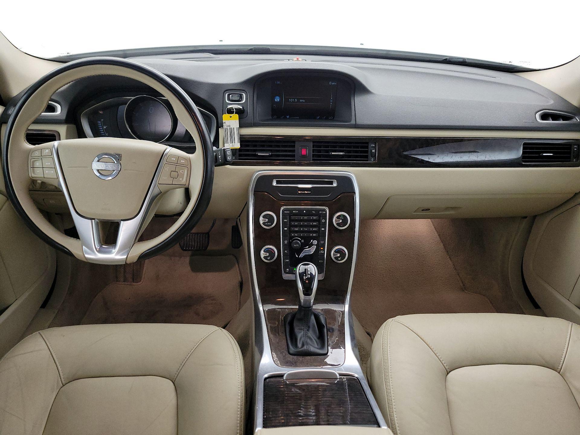 Thumbnail: 2015 Volvo XC70 - 9