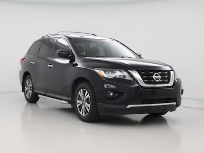 Black 2020 Nissan Pathfinder SV