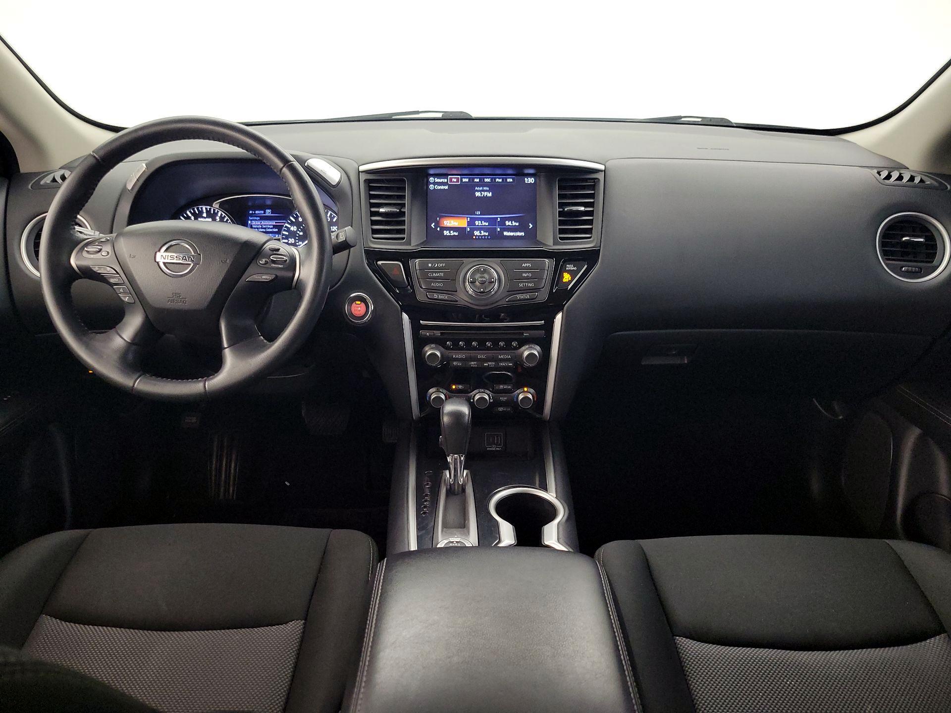 Thumbnail: 2020 Nissan Pathfinder - 9