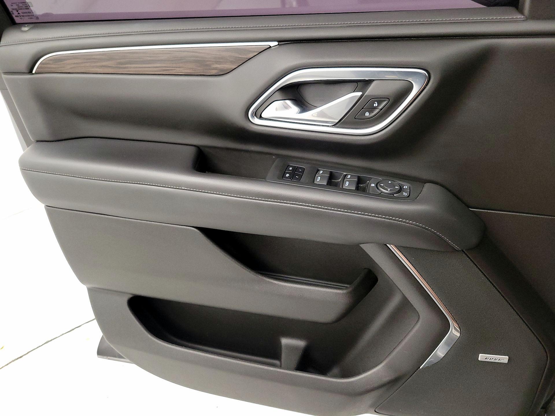 Thumbnail: 2021 Chevrolet Tahoe - 12