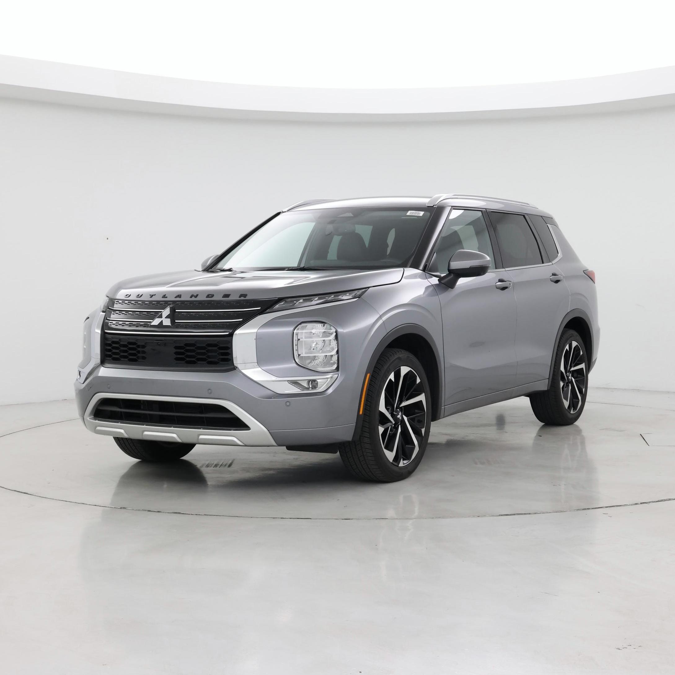 Thumbnail: 2022 Mitsubishi Outlander - 4