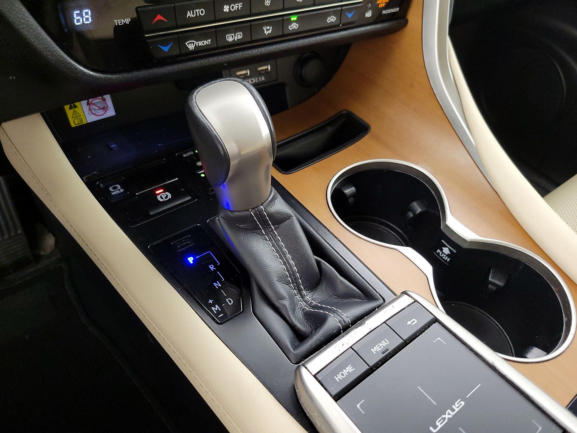 Thumbnail: 2021 Lexus RX - 17